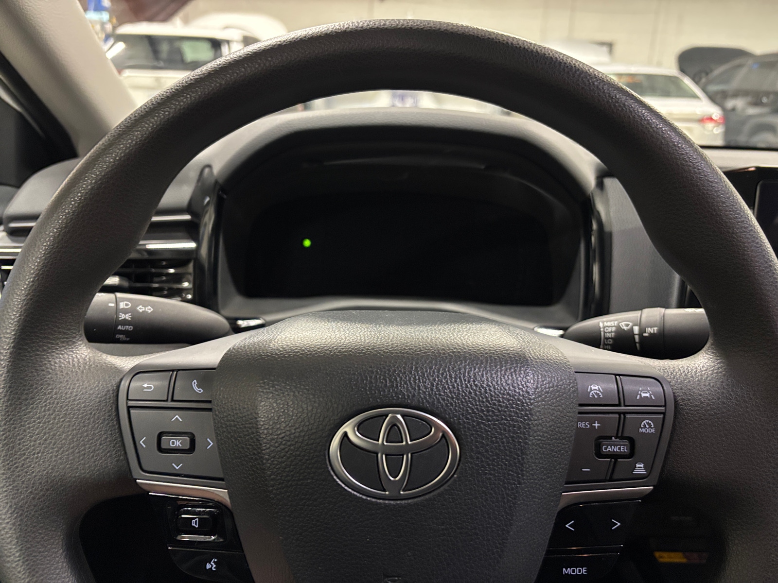 Thumbnail: 2025 Toyota Camry - 5