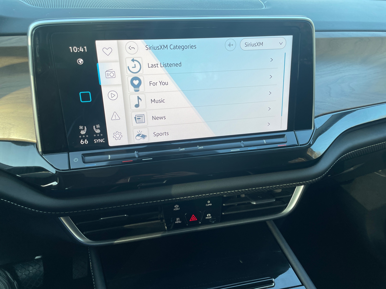 Thumbnail: 2025 Volkswagen Atlas - 3