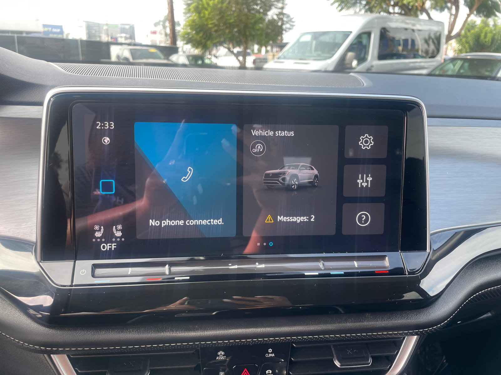 Thumbnail: 2025 Volkswagen Atlas - 4