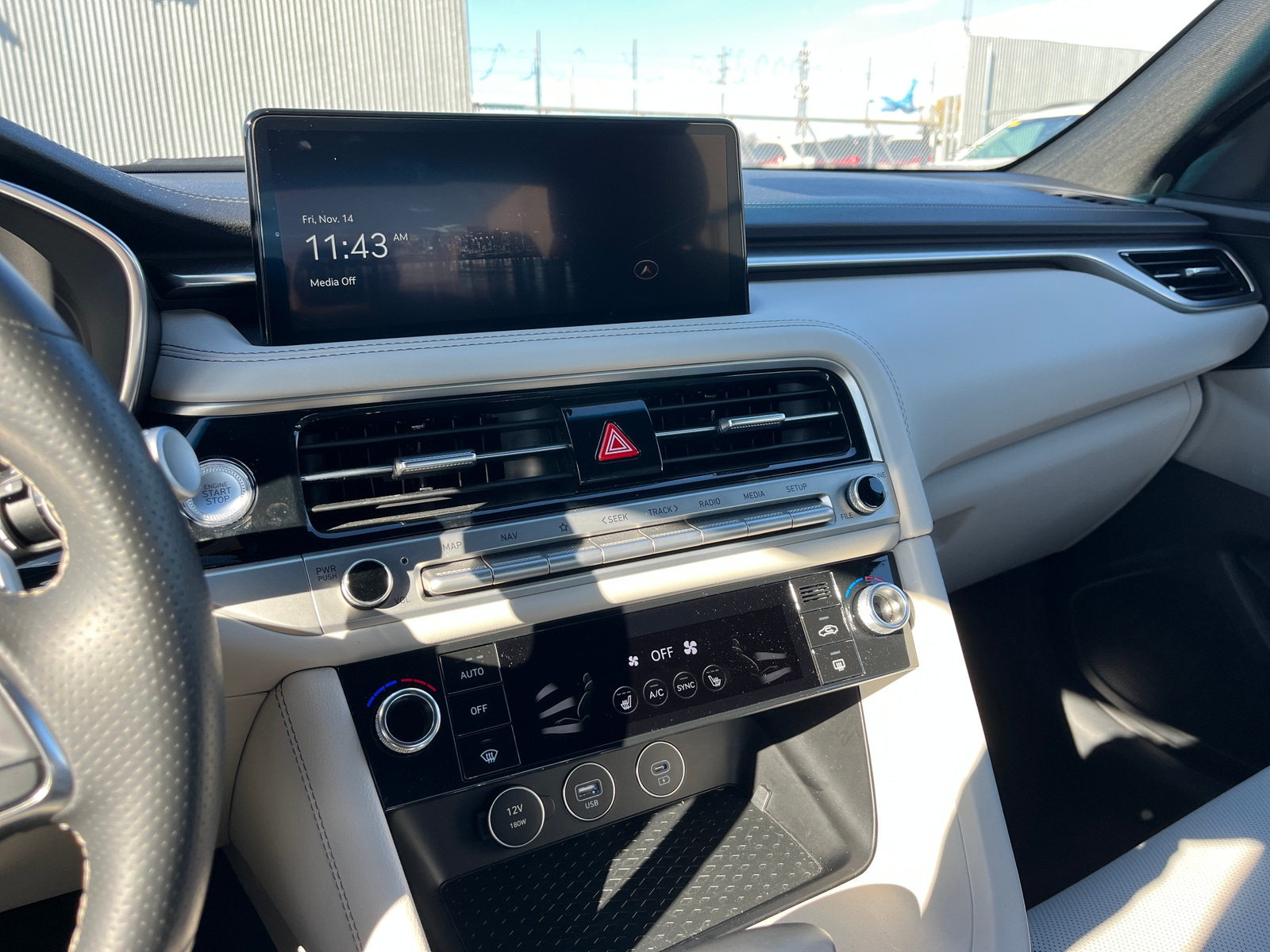 Thumbnail: 2025 Genesis G70 - 4