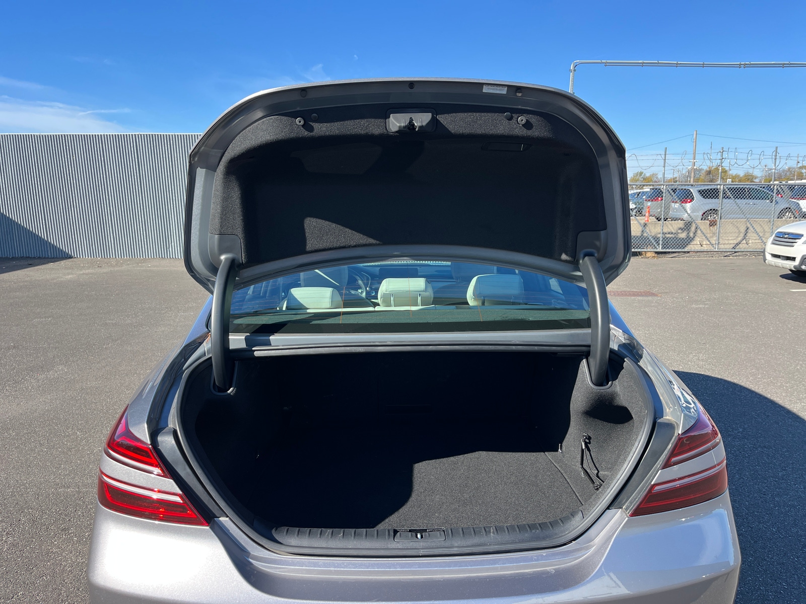 Thumbnail: 2025 Genesis G70 - 6