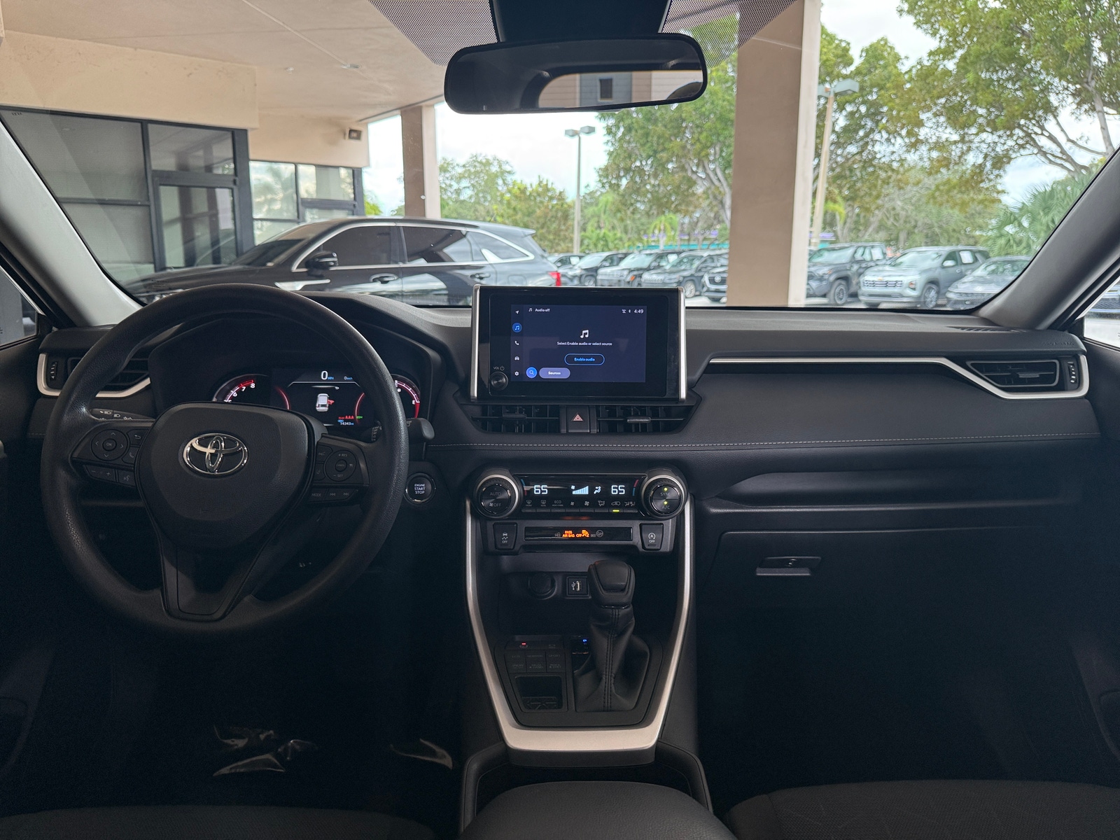 Thumbnail: 2025 Toyota RAV4 - 3