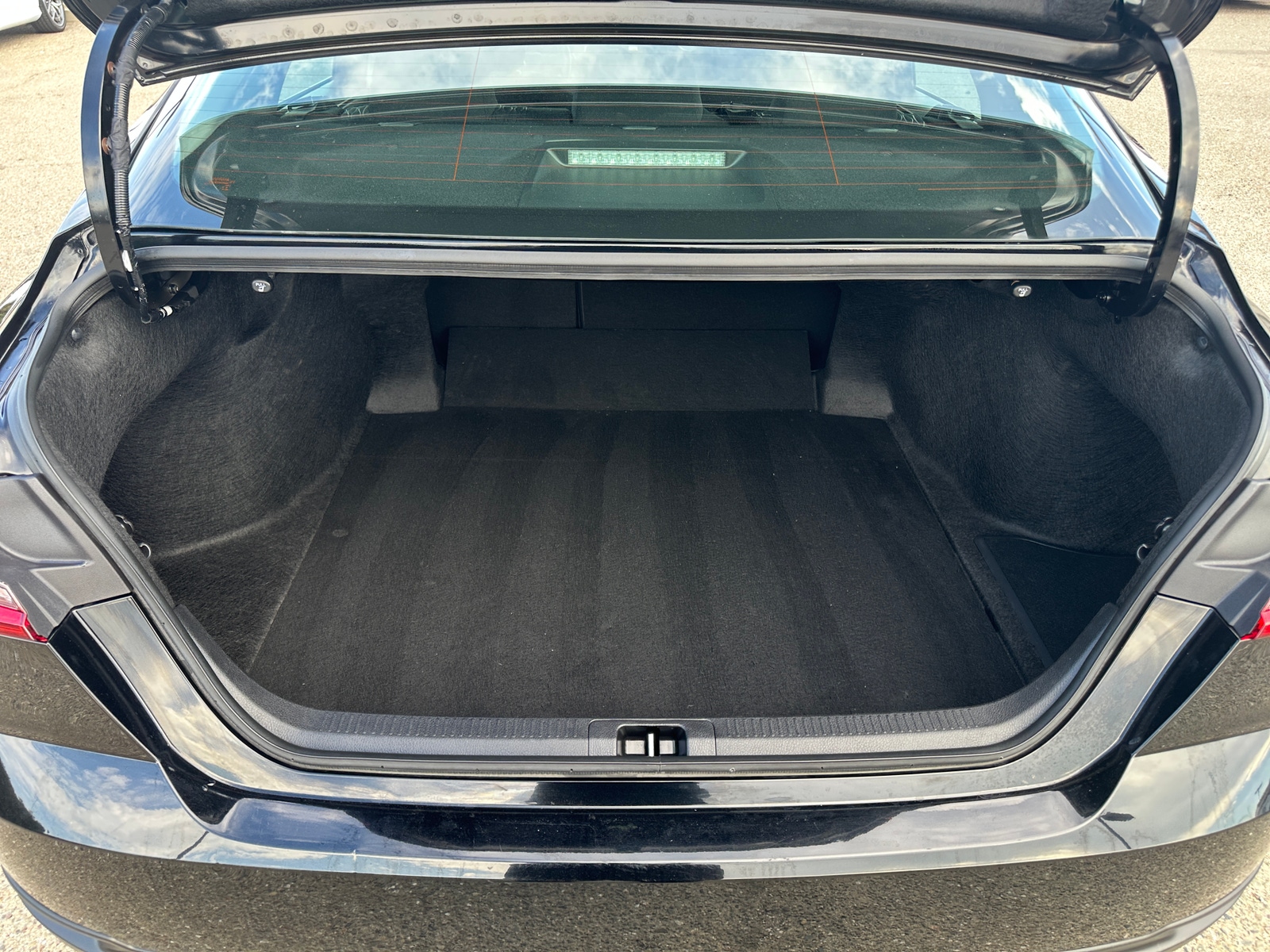 Thumbnail: 2025 Toyota Camry - 6