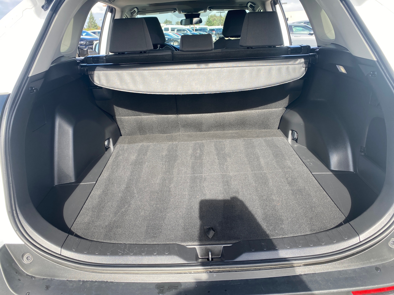 Thumbnail: 2025 Toyota RAV4 - 6