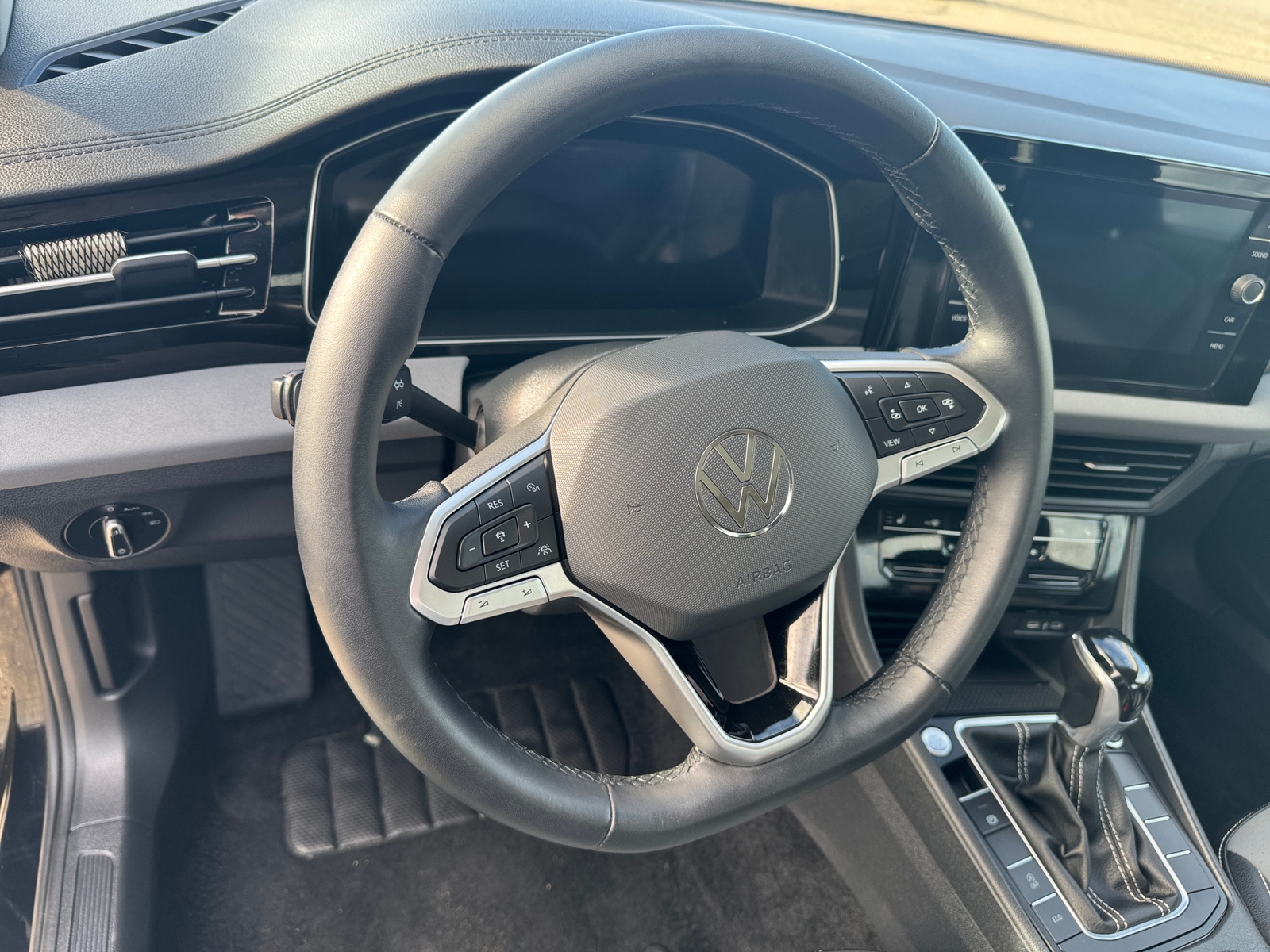 Thumbnail: 2025 Volkswagen Jetta - 5