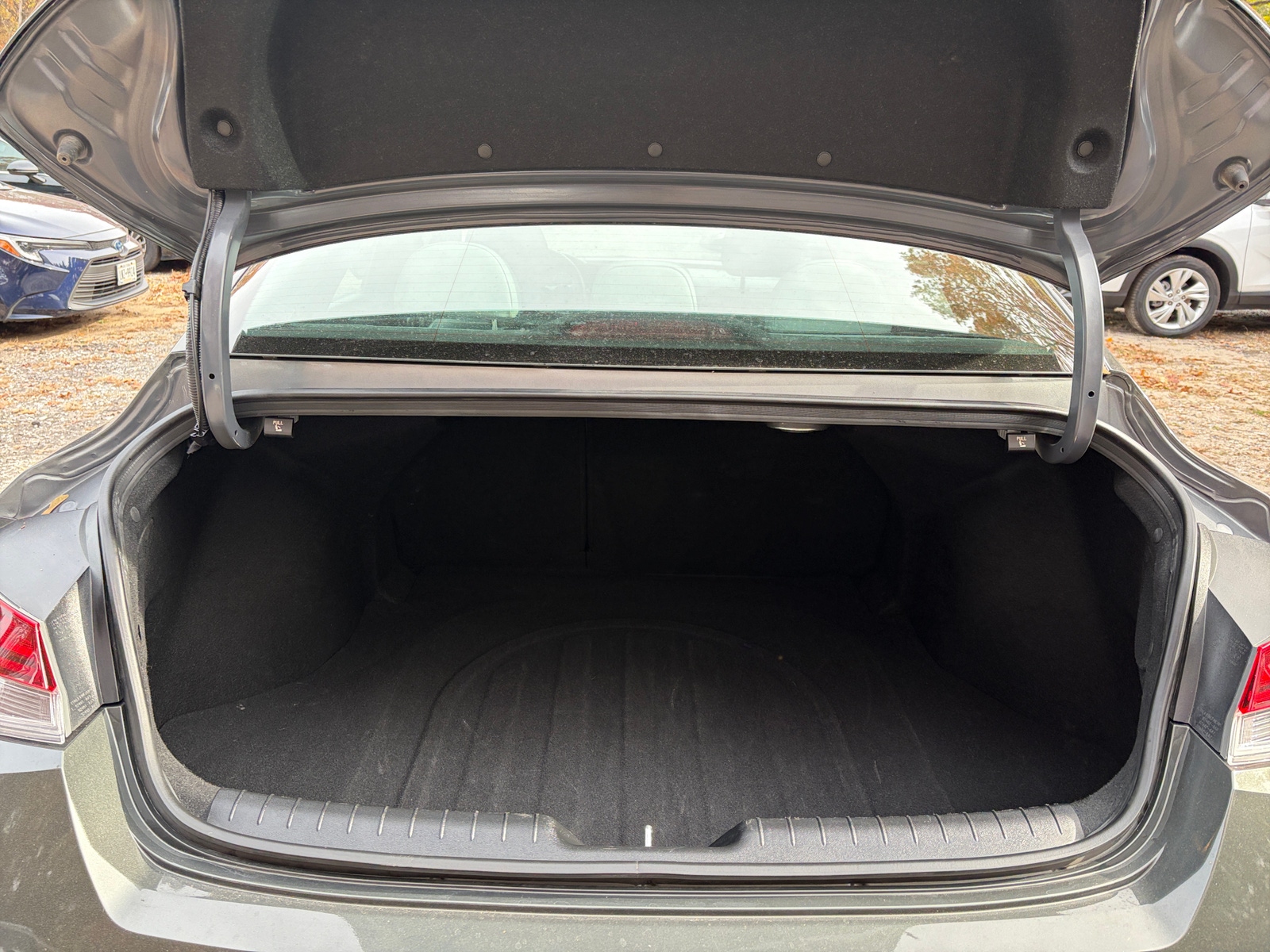 Thumbnail: 2025 Hyundai Elantra - 6