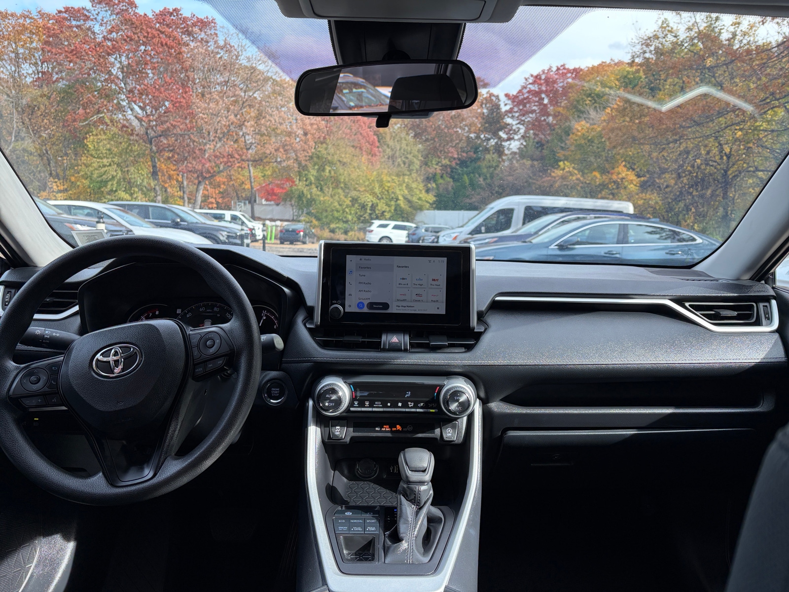 Thumbnail: 2025 Toyota RAV4 - 3