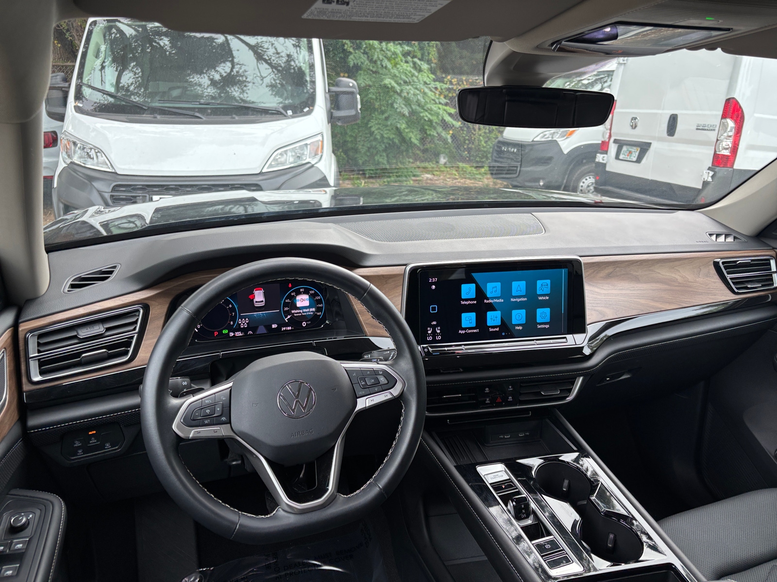 Thumbnail: 2025 Volkswagen Atlas - 3