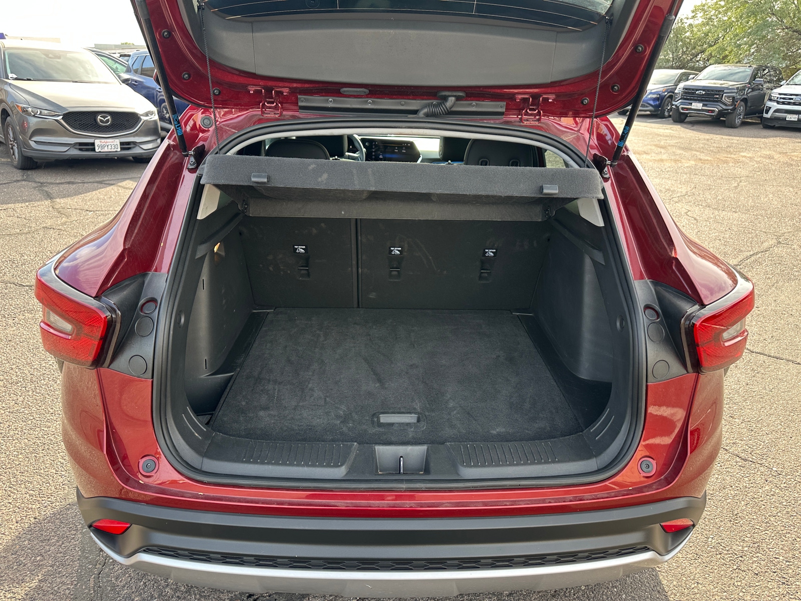 Thumbnail: 2025 Chevrolet Trax - 6