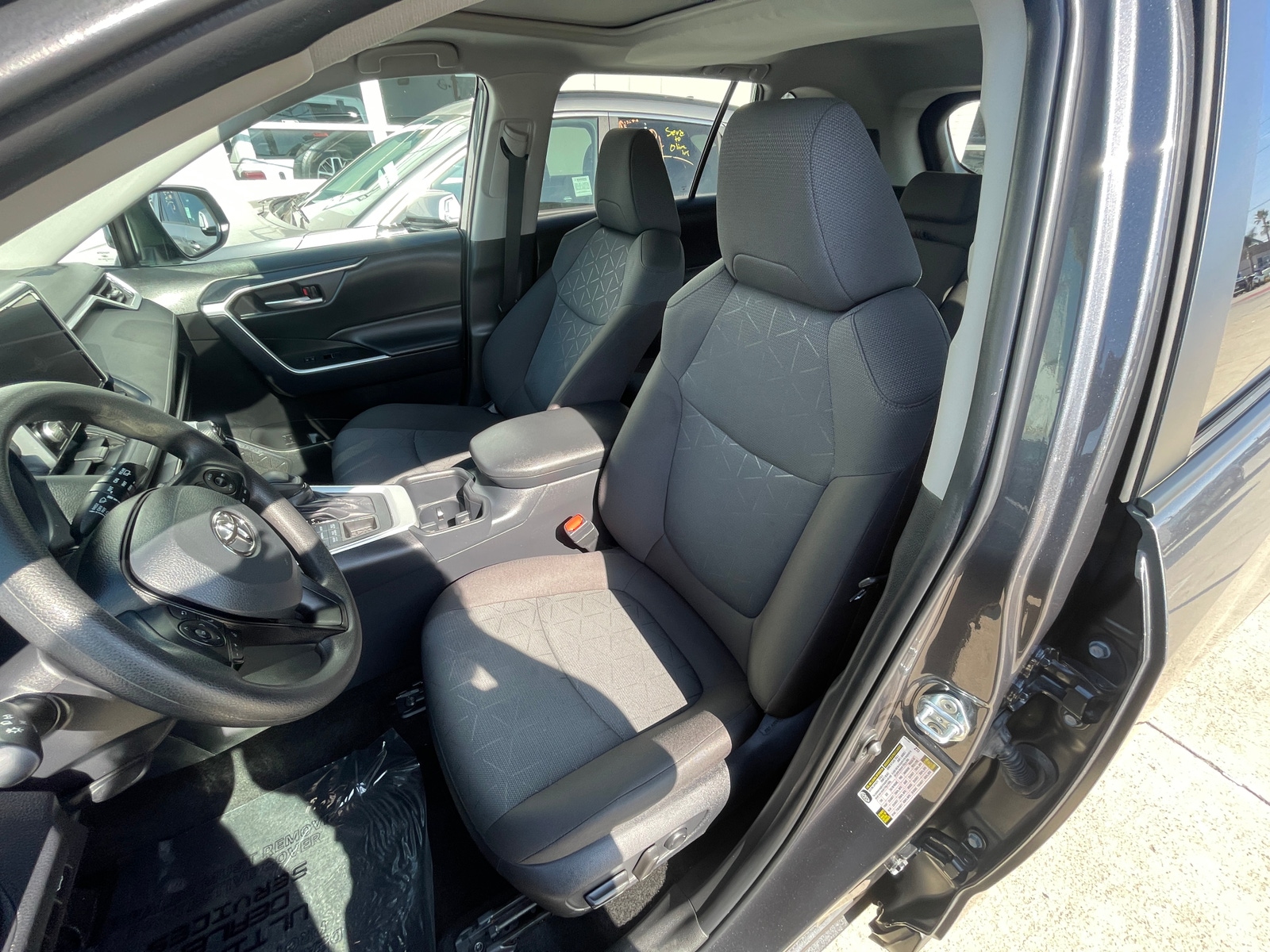 Thumbnail: 2025 Toyota RAV4 - 2