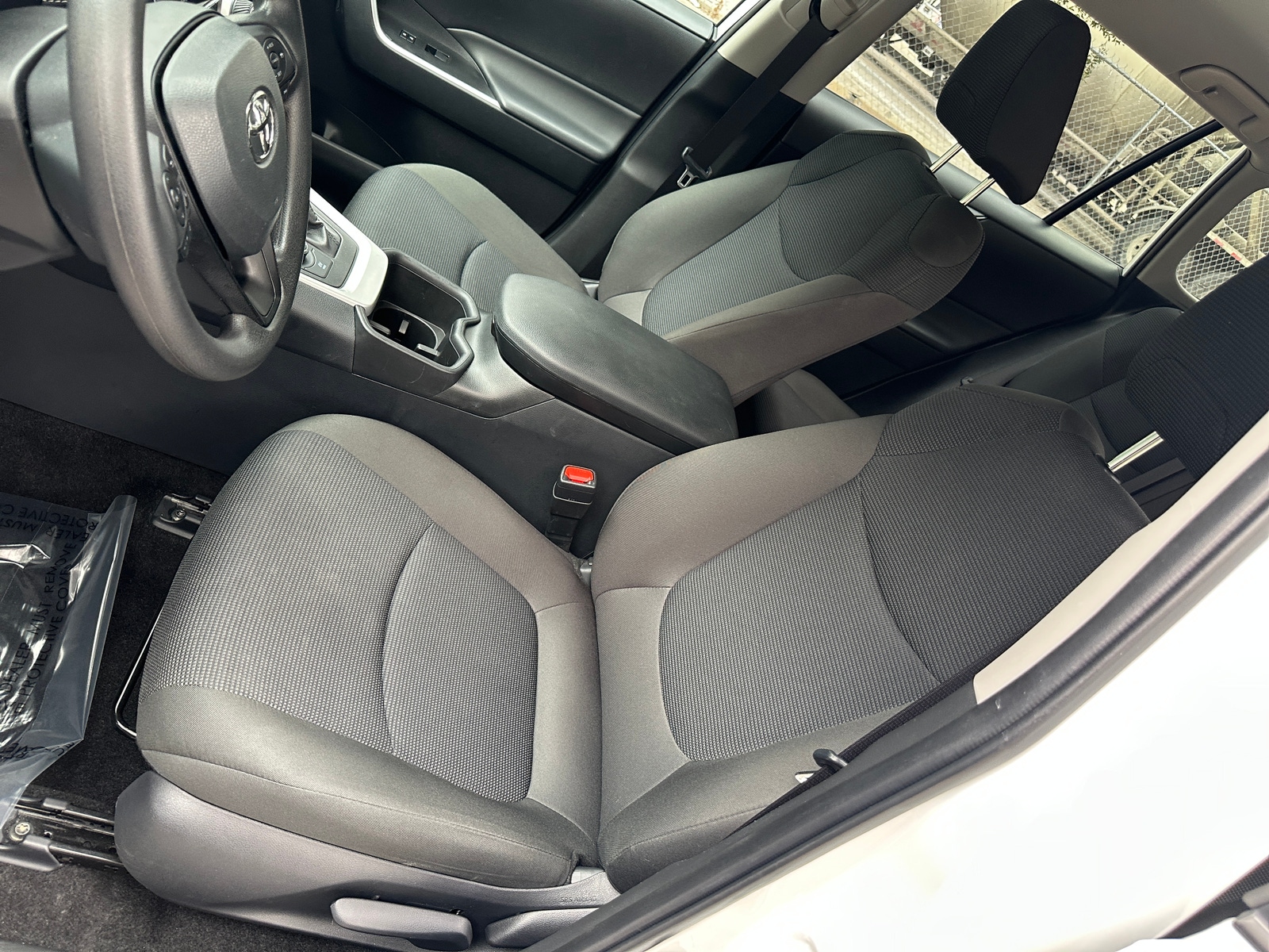 Thumbnail: 2025 Toyota RAV4 - 2