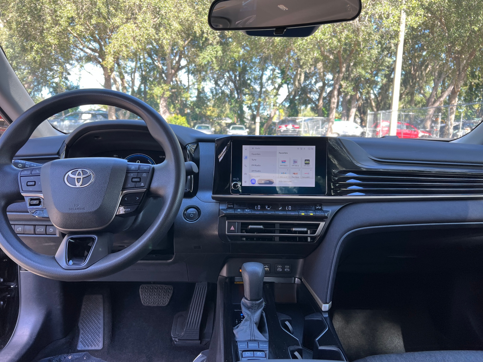 Thumbnail: 2025 Toyota Camry - 3