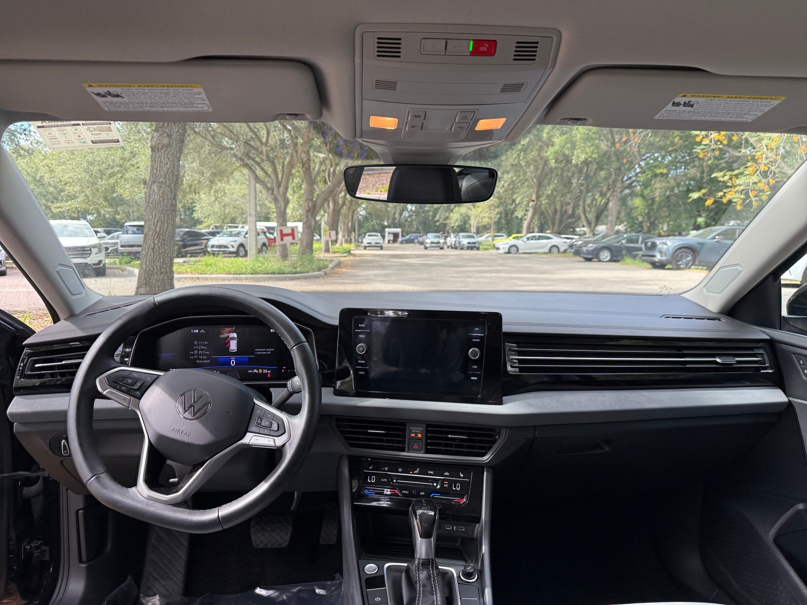 Thumbnail: 2025 Volkswagen Jetta - 3