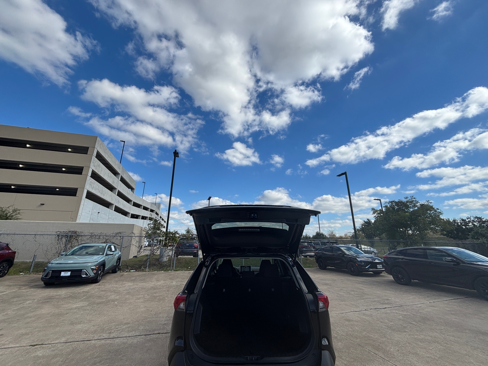 Thumbnail: 2025 Toyota RAV4 - 6