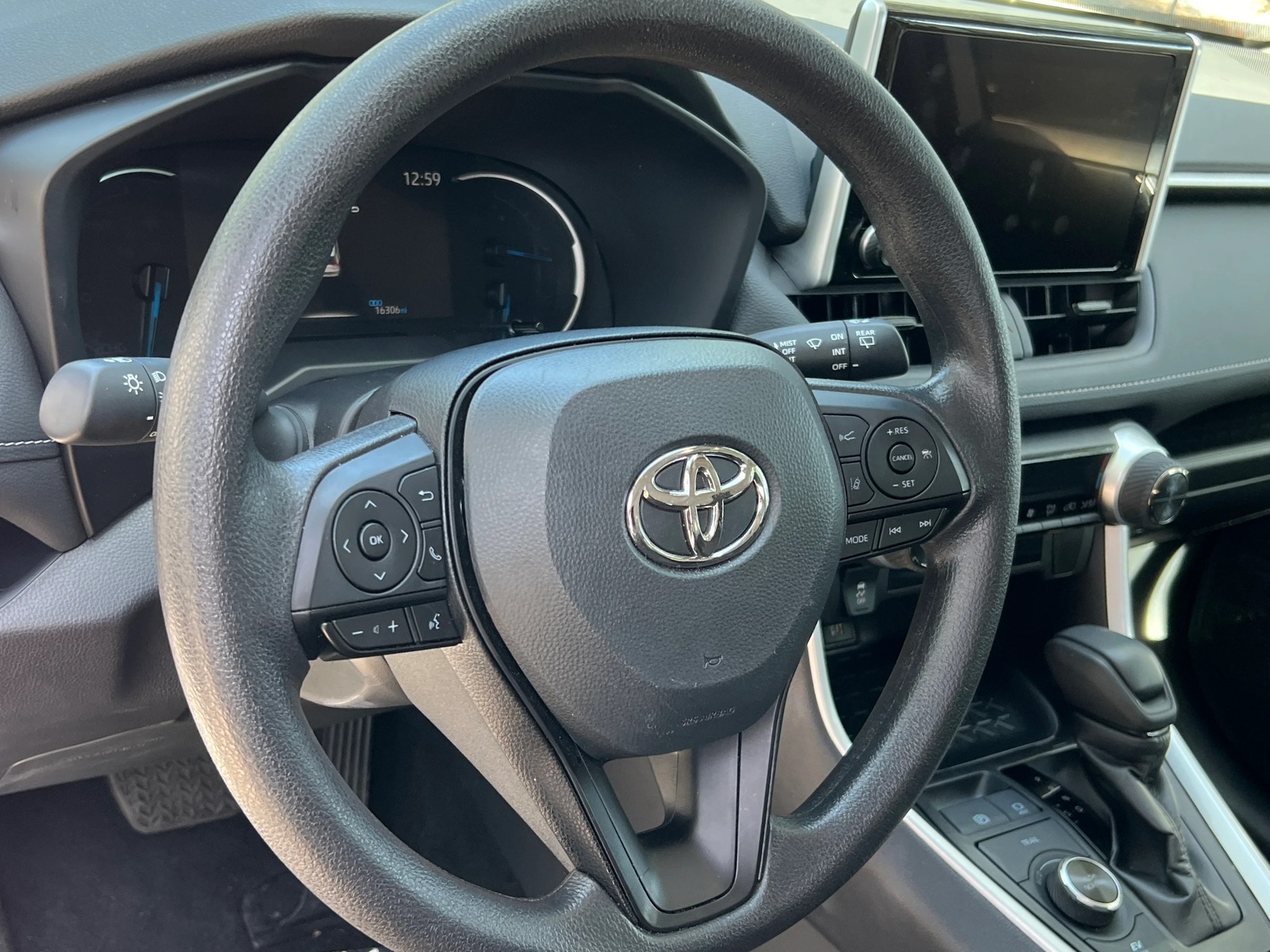 Thumbnail: 2025 Toyota RAV4 - 5