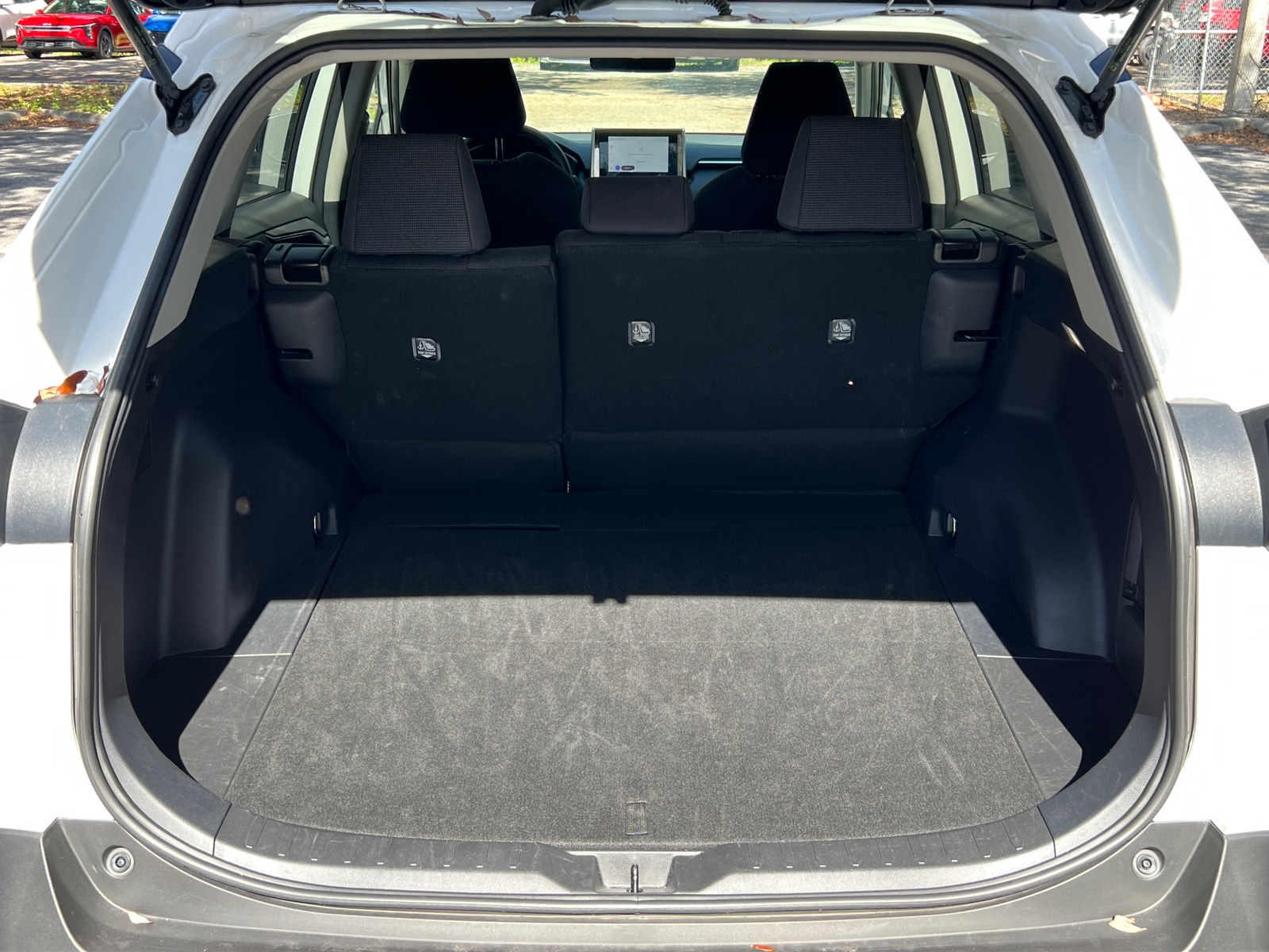 Thumbnail: 2025 Toyota RAV4 - 6