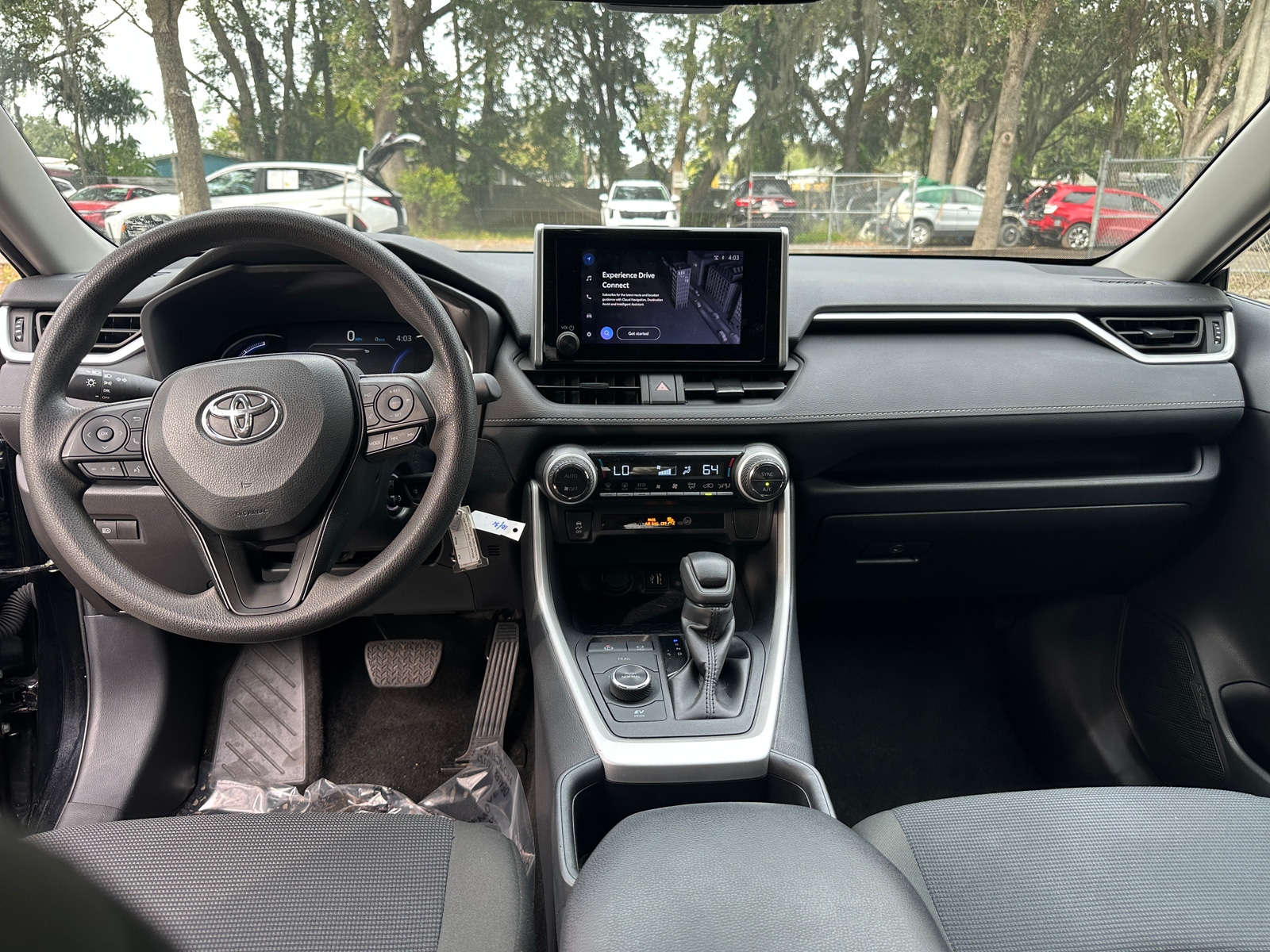 Thumbnail: 2025 Toyota RAV4 - 3