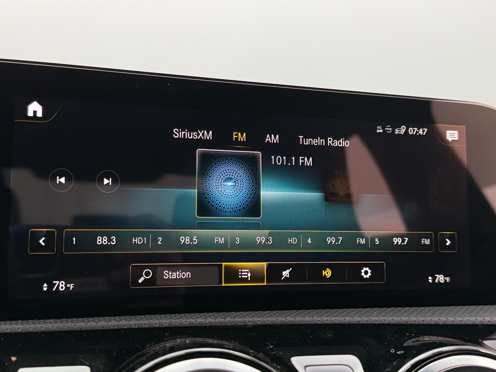 Thumbnail: 2023 Mercedes-Benz CLA - 3