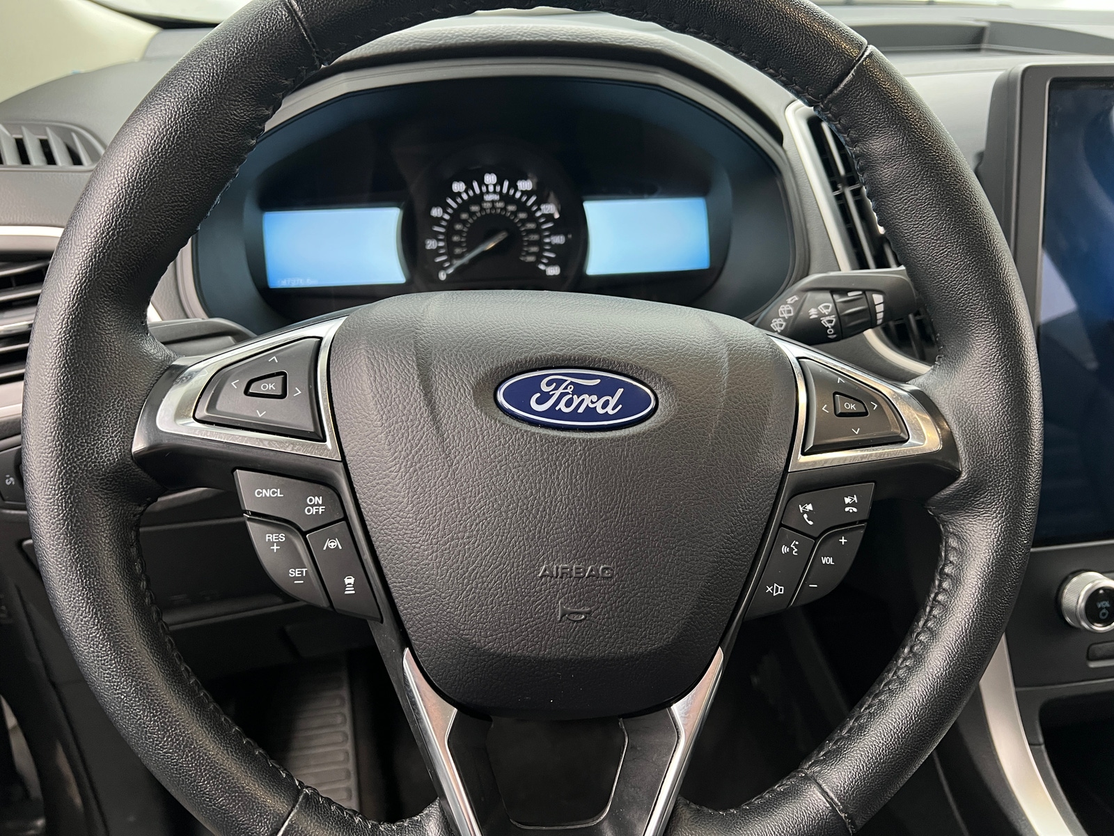 Thumbnail: 2024 Ford Edge - 4