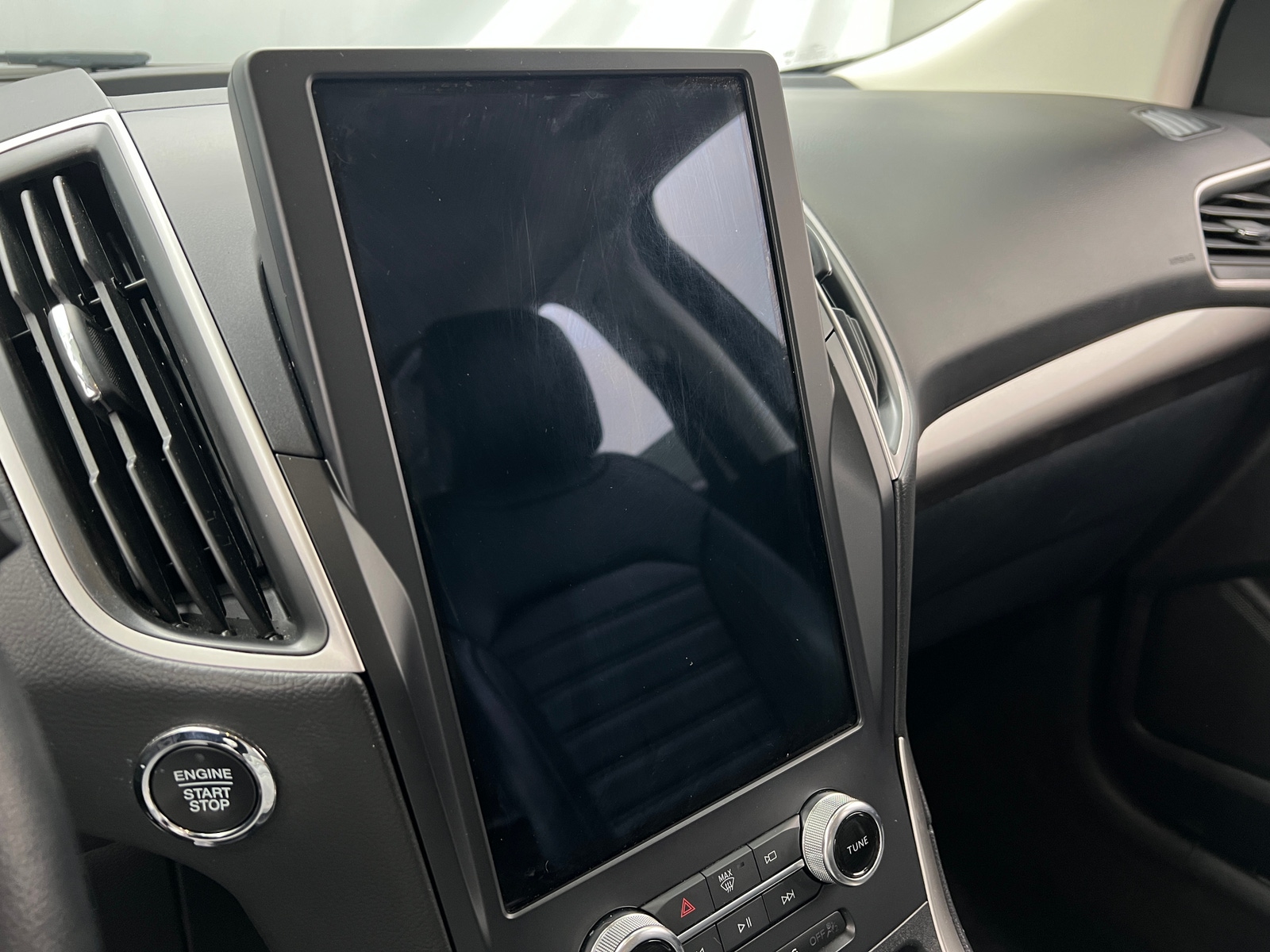 Thumbnail: 2024 Ford Edge - 3