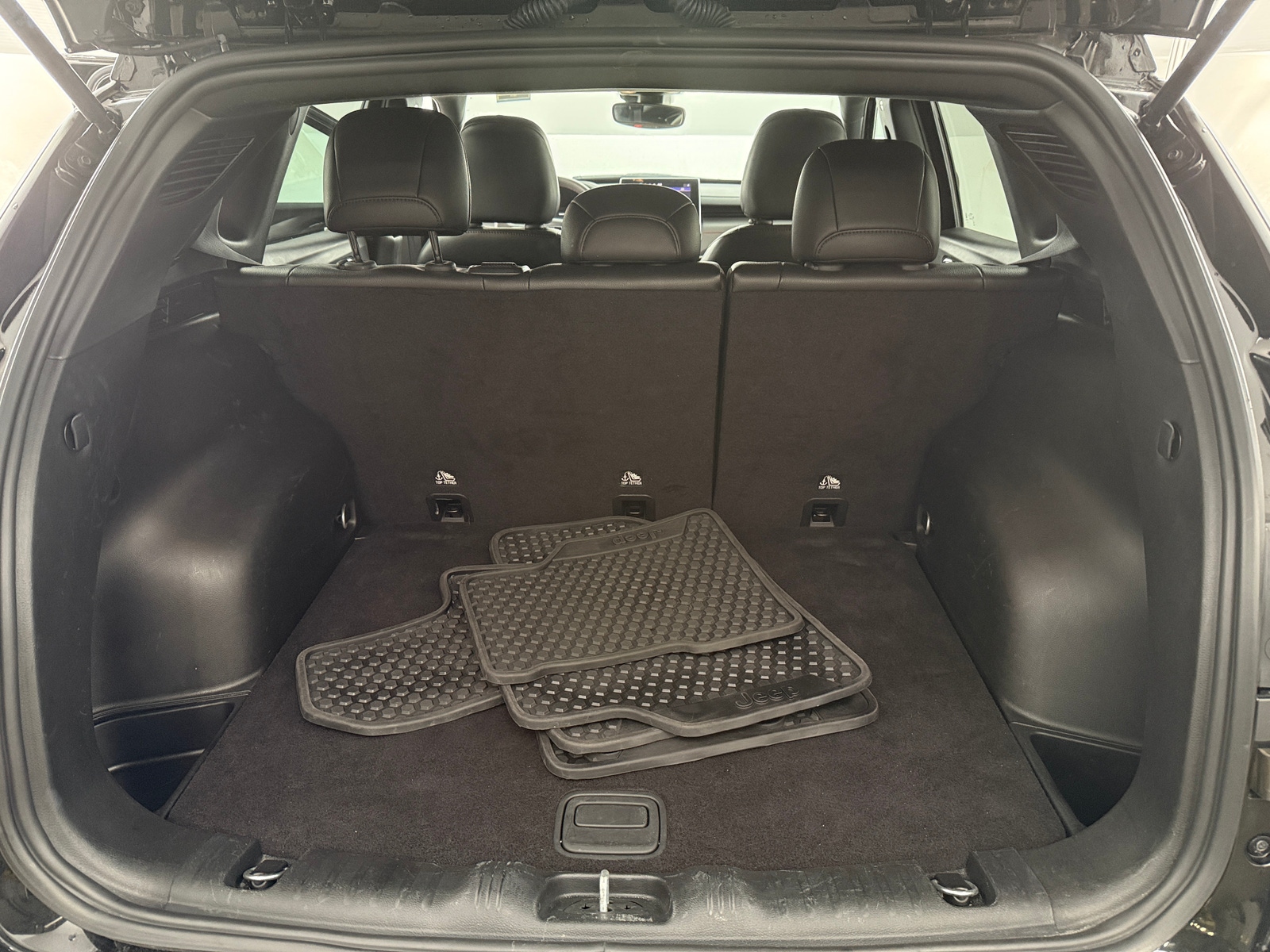 Thumbnail: 2024 Jeep Compass - 6