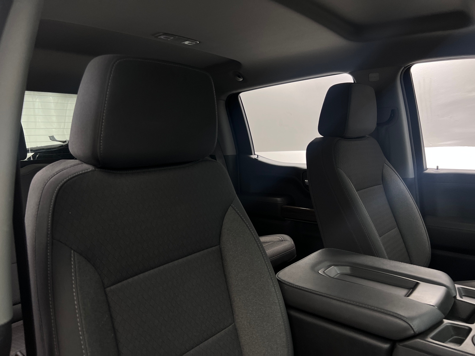 Thumbnail: 2022 Chevrolet Silverado 1500 - 2