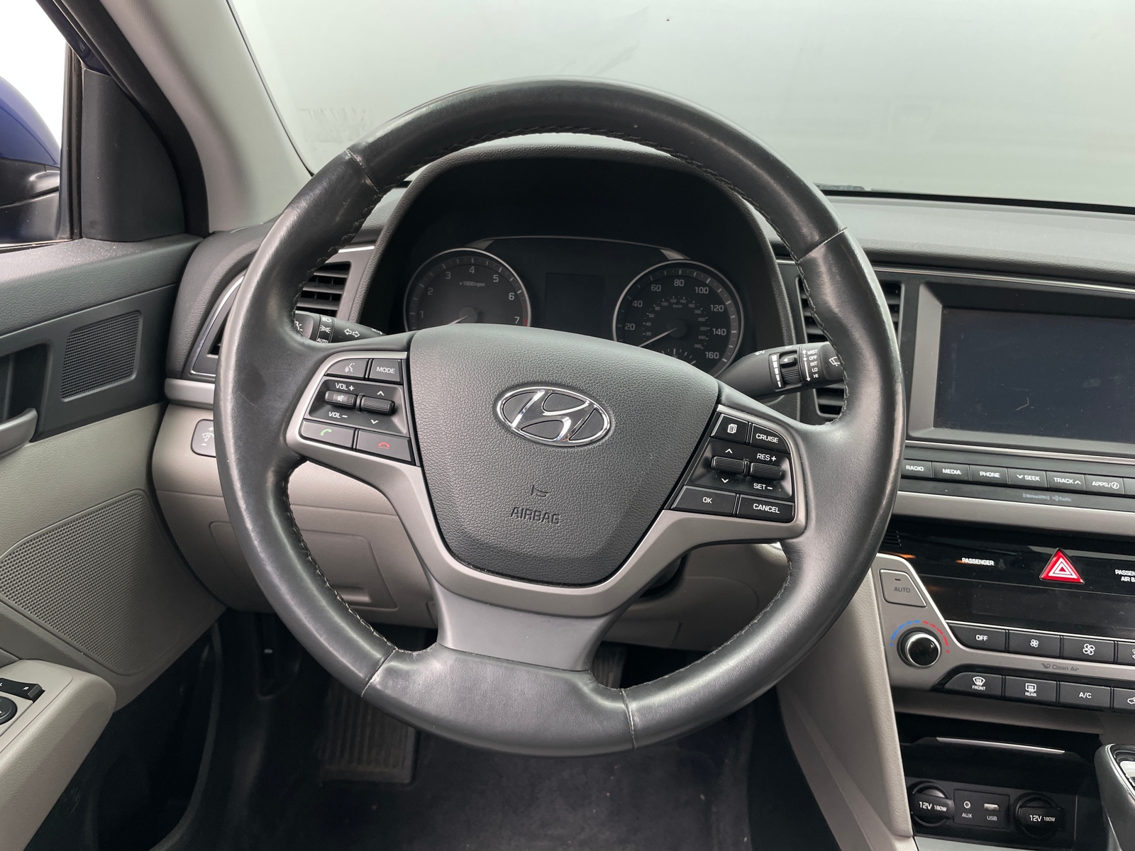 Thumbnail: 2018 Hyundai Elantra - 5