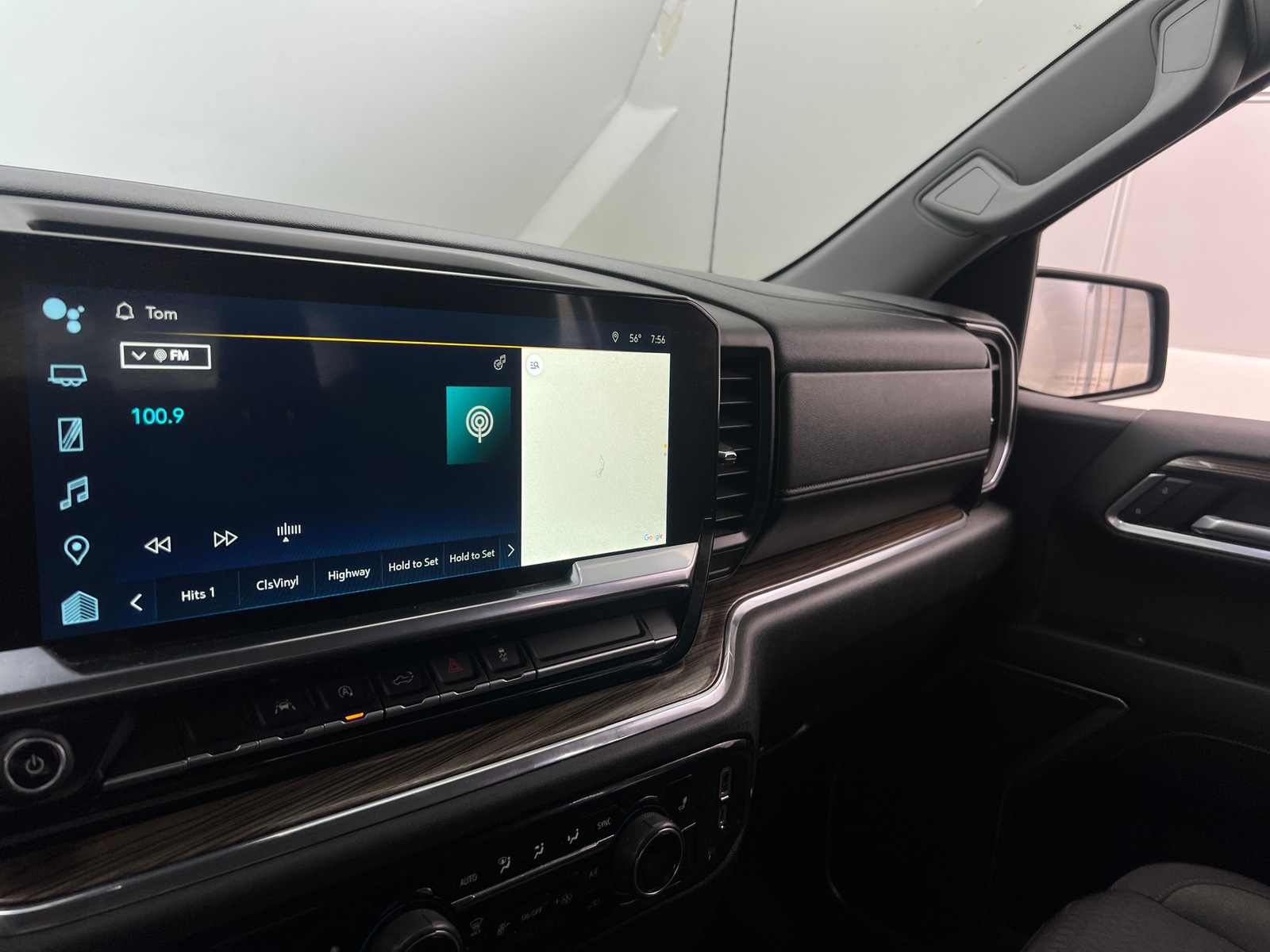 Thumbnail: 2023 Chevrolet Silverado 1500 - 4