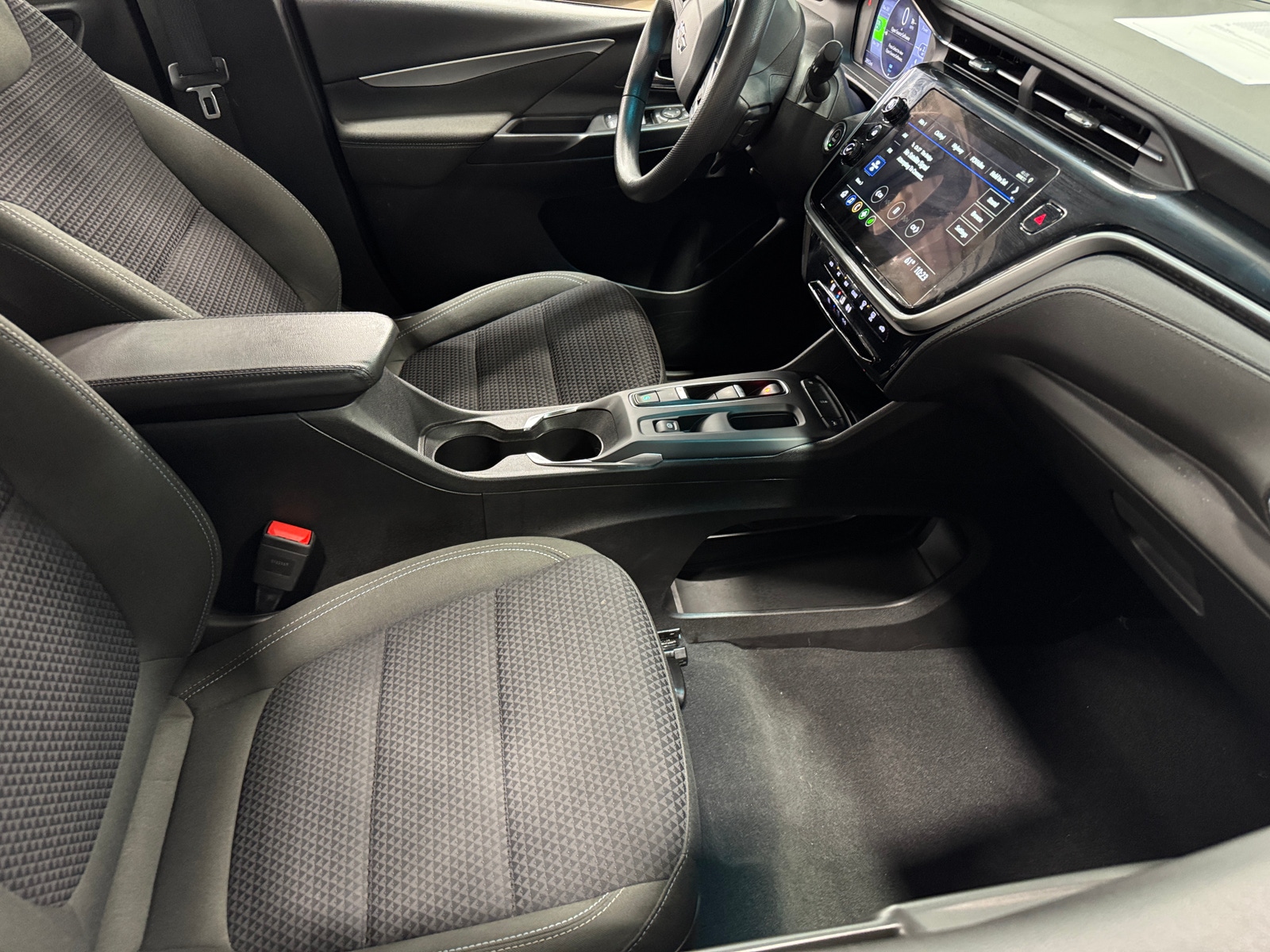 Thumbnail: 2023 Chevrolet Bolt EV - 2