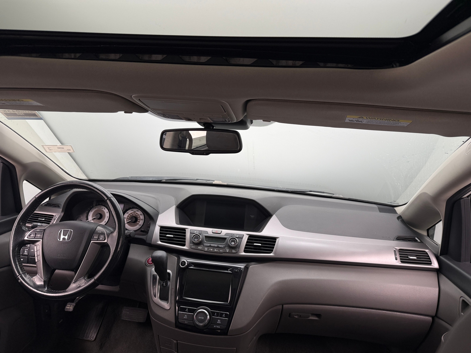 Thumbnail: 2017 Honda Odyssey - 2