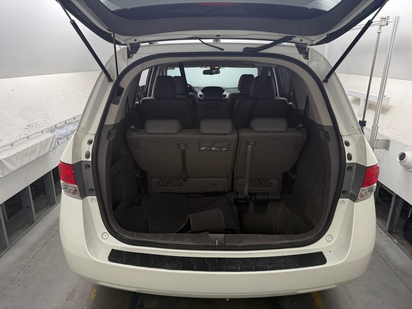 Thumbnail: 2017 Honda Odyssey - 6