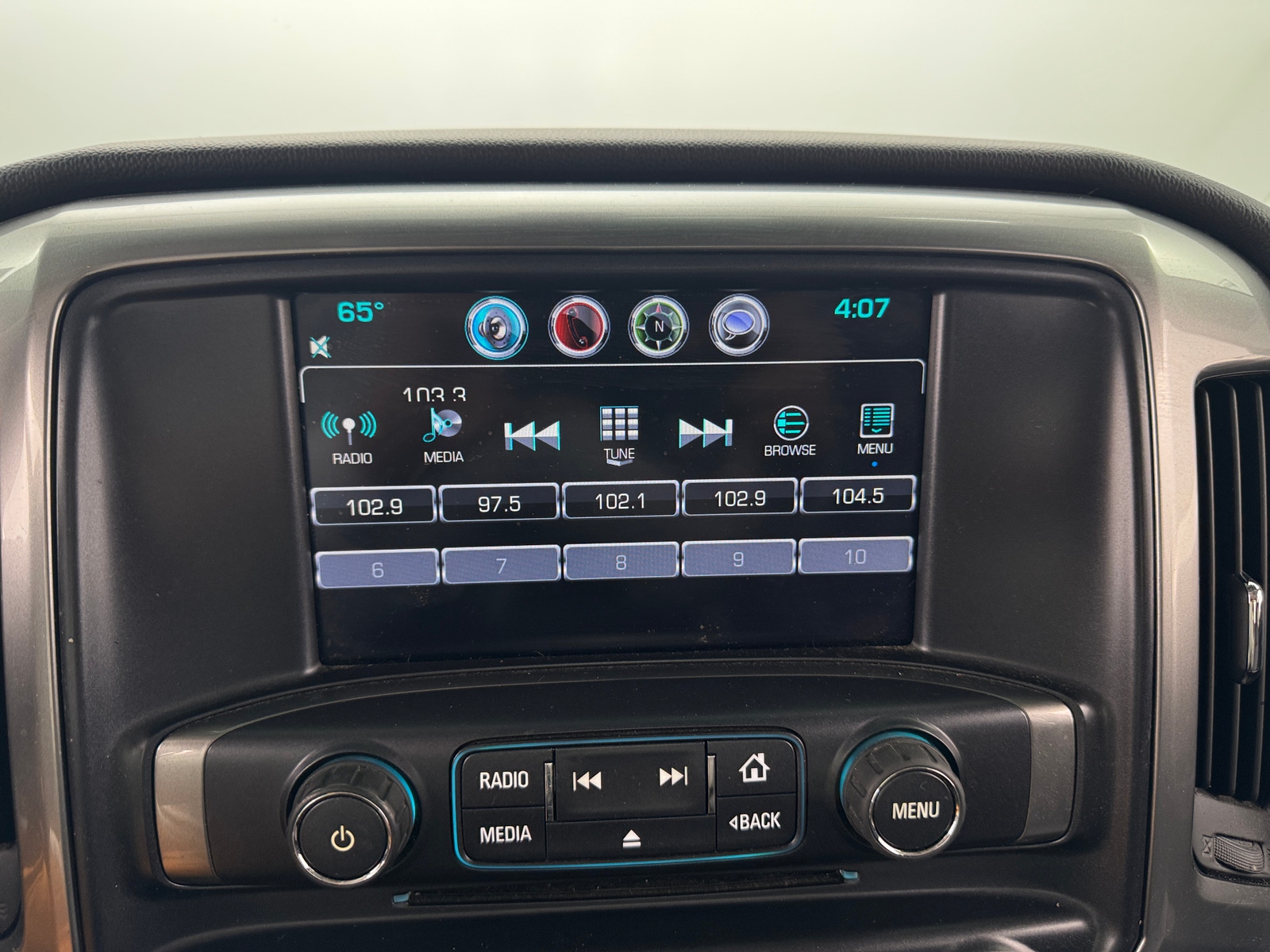 Thumbnail: 2016 Chevrolet Silverado 1500 - 4