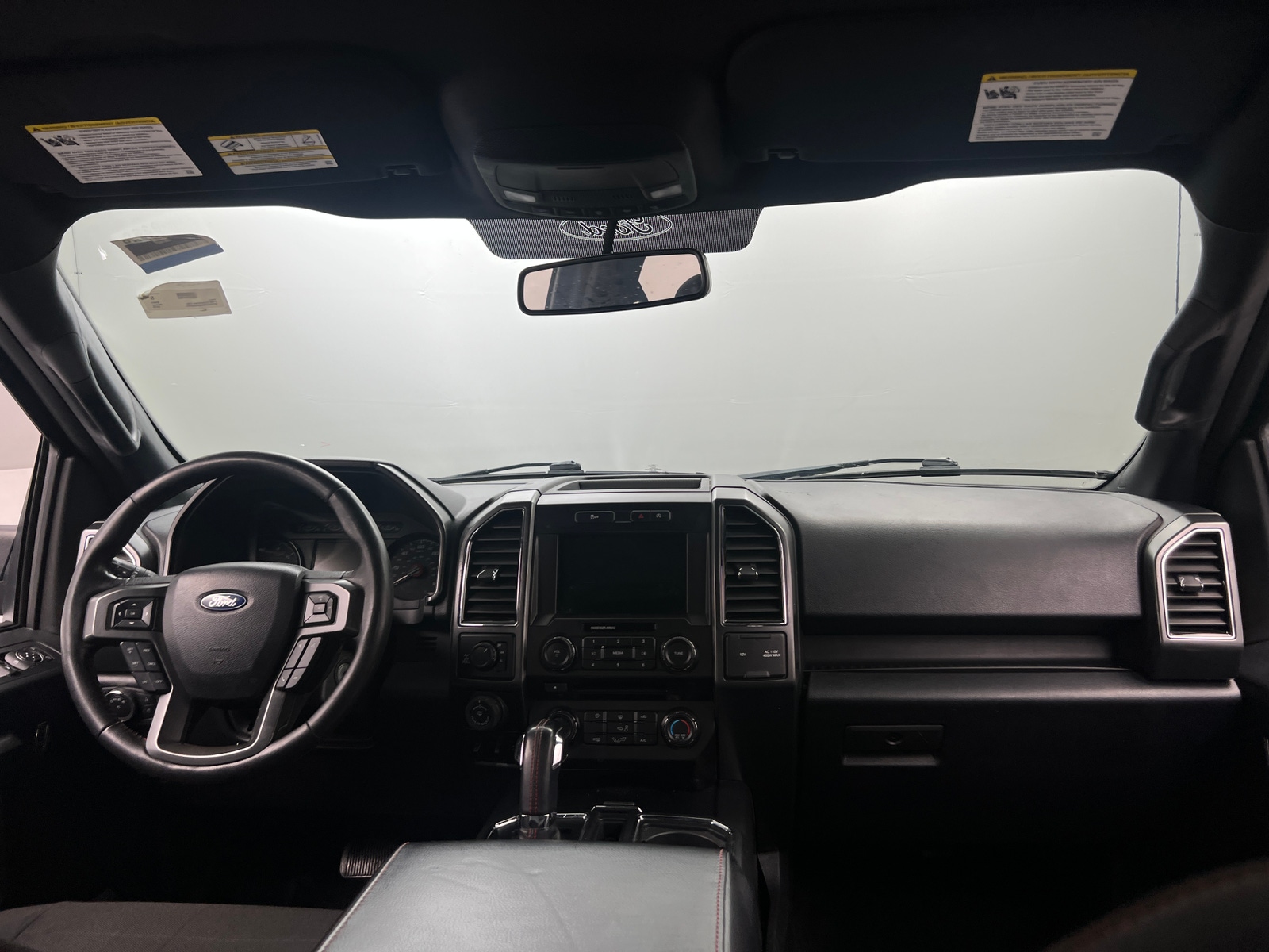 Thumbnail: 2018 Ford Econoline - 3