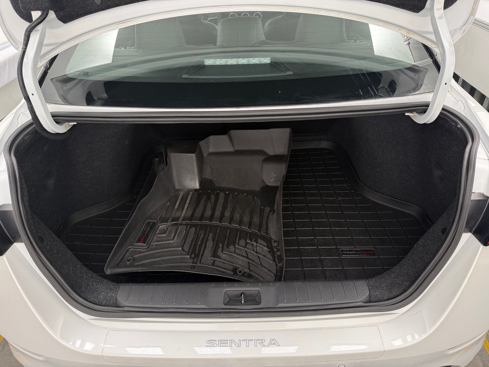 Thumbnail: 2021 Nissan Sentra - 6