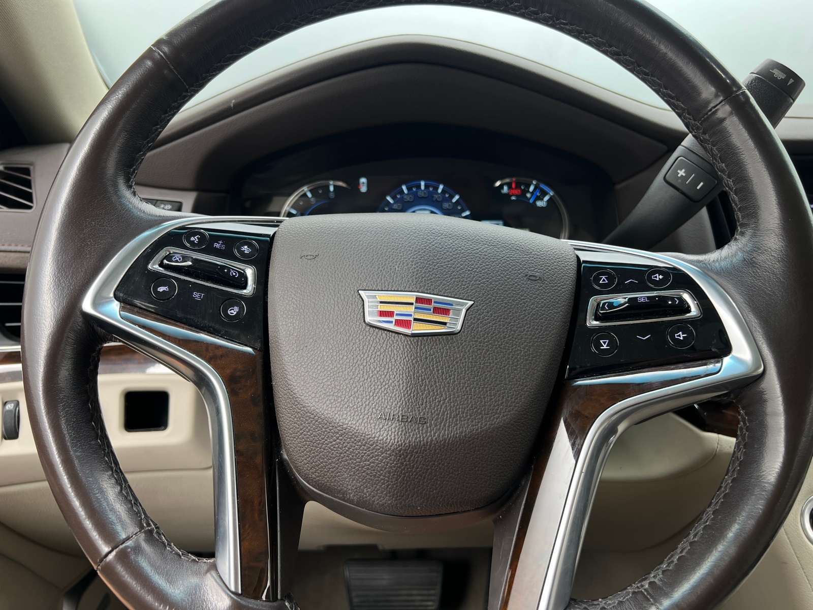 Thumbnail: 2017 Cadillac Escalade - 4