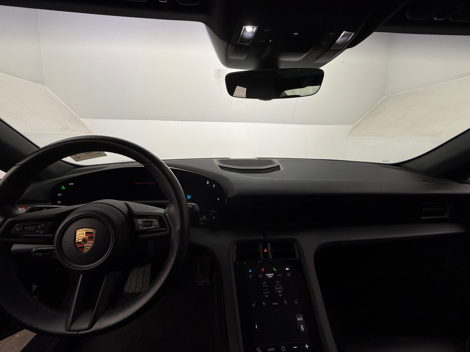 Thumbnail: 2023 Porsche Taycan - 2