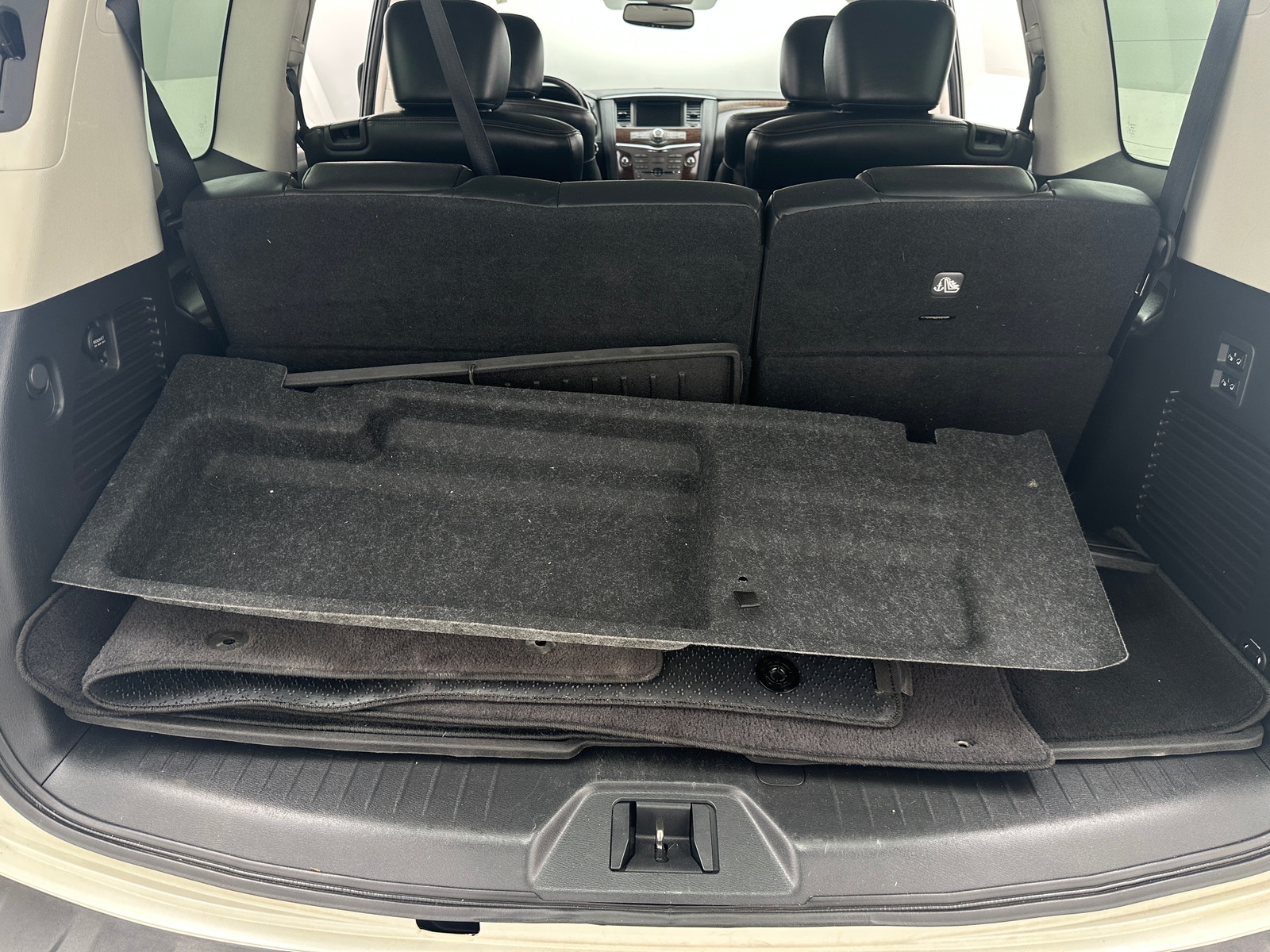 Thumbnail: 2020 Nissan Armada - 6