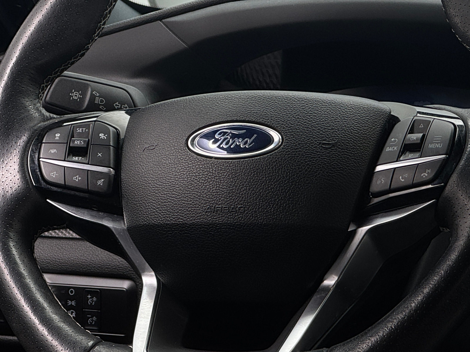 Thumbnail: 2023 Ford Explorer - 4