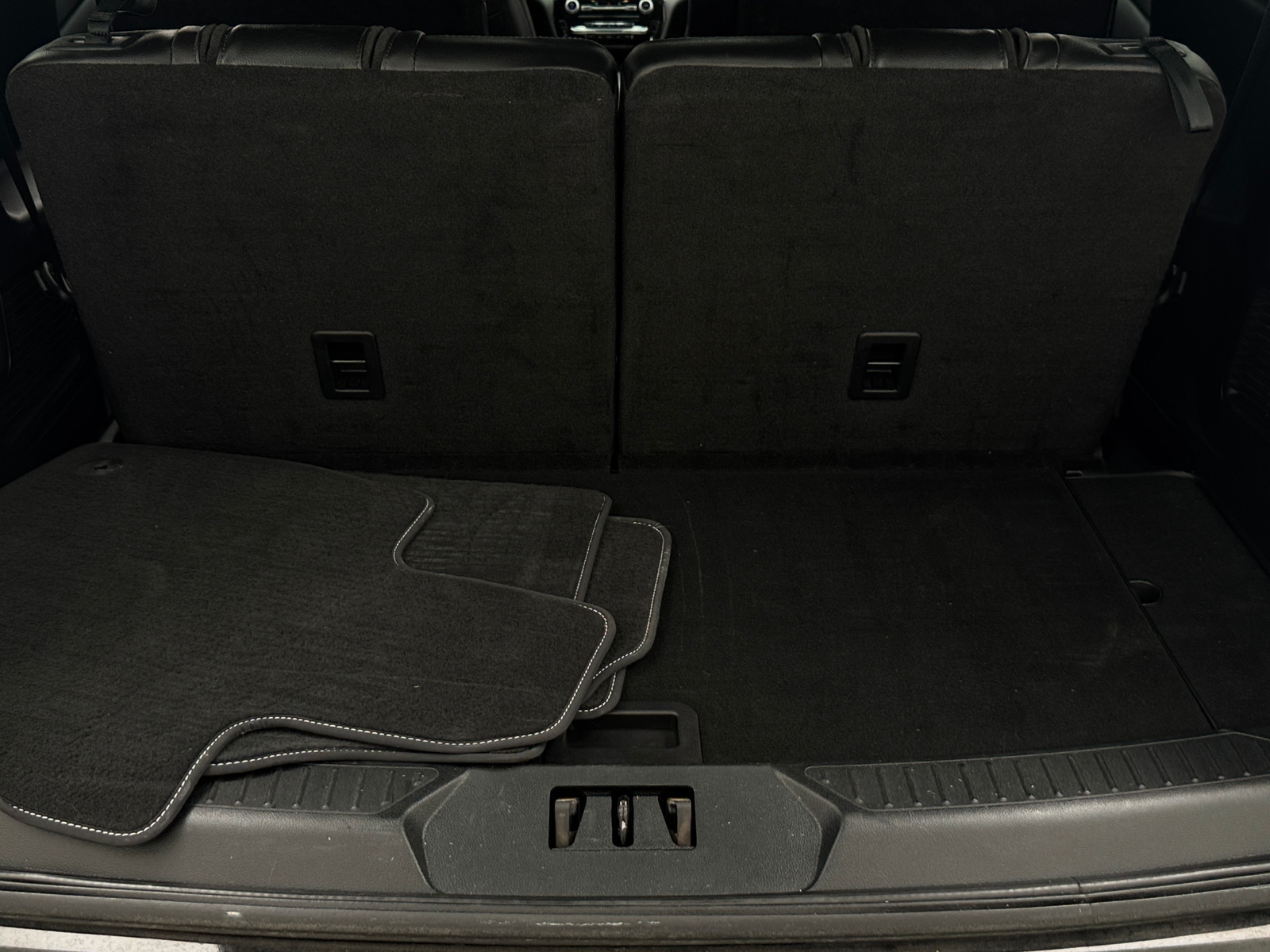 Thumbnail: 2023 Ford Explorer - 6