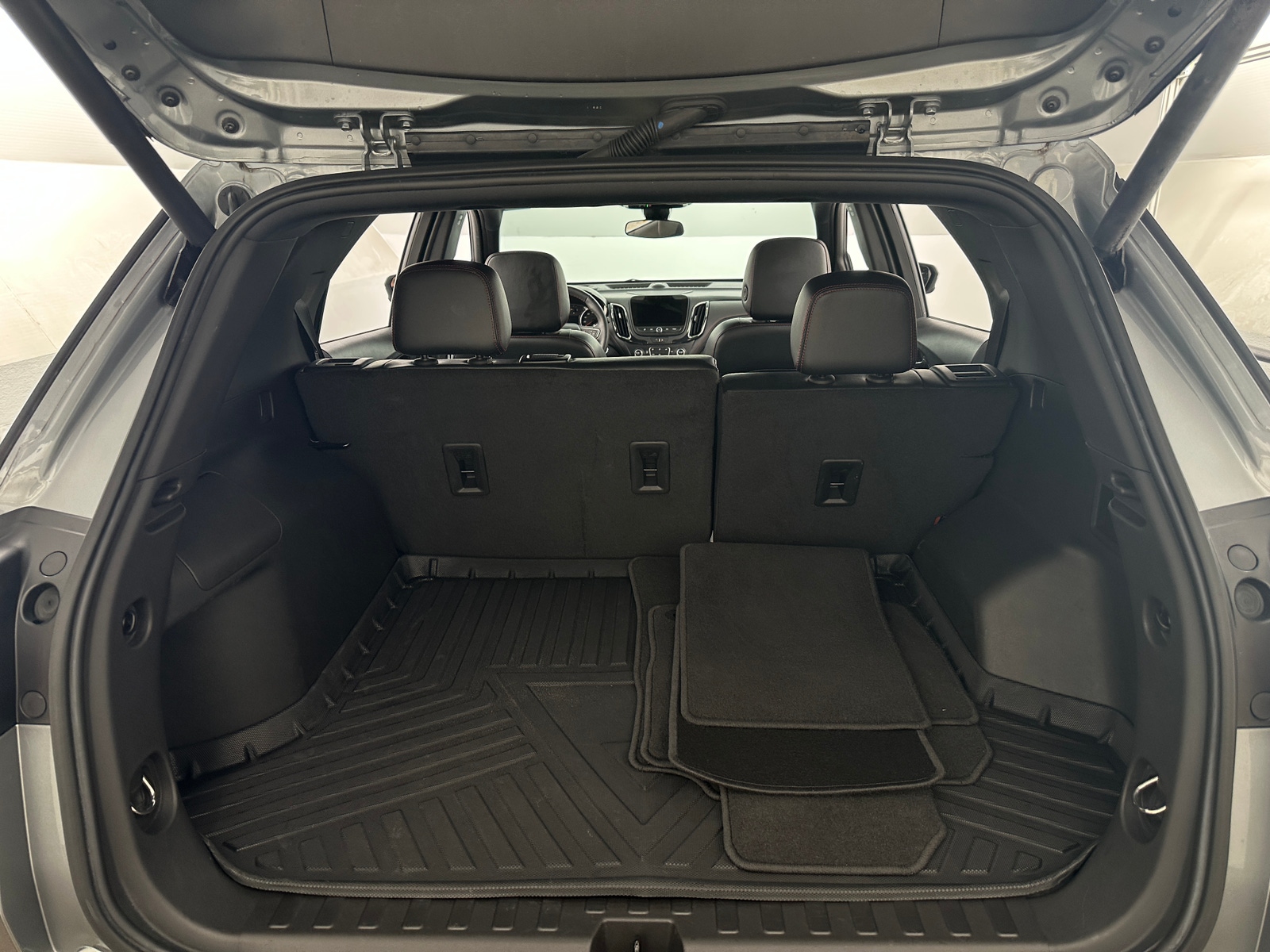 Thumbnail: 2024 Chevrolet Equinox - 6