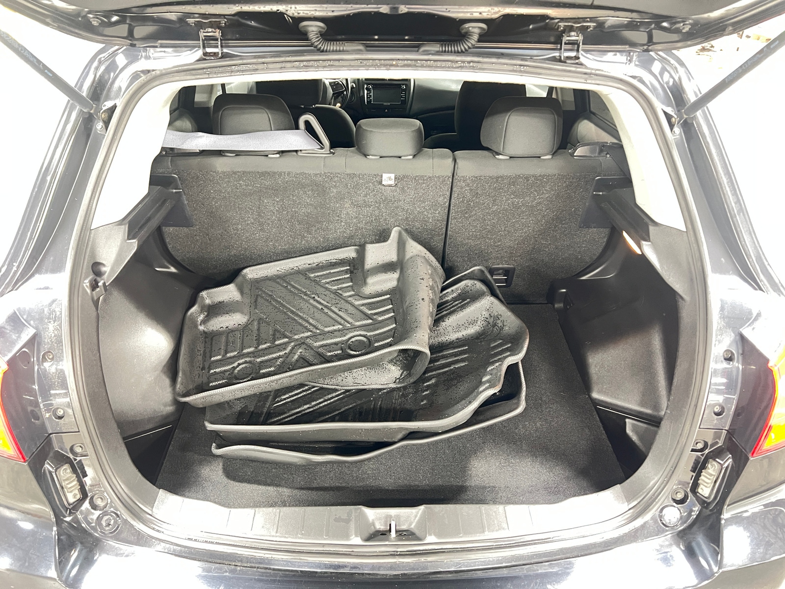 Thumbnail: 2018 Mitsubishi Outlander Sport - 7