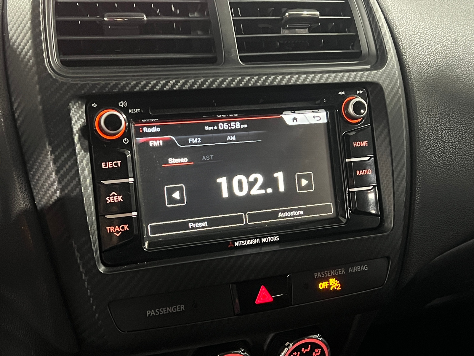 Thumbnail: 2018 Mitsubishi Outlander Sport - 4