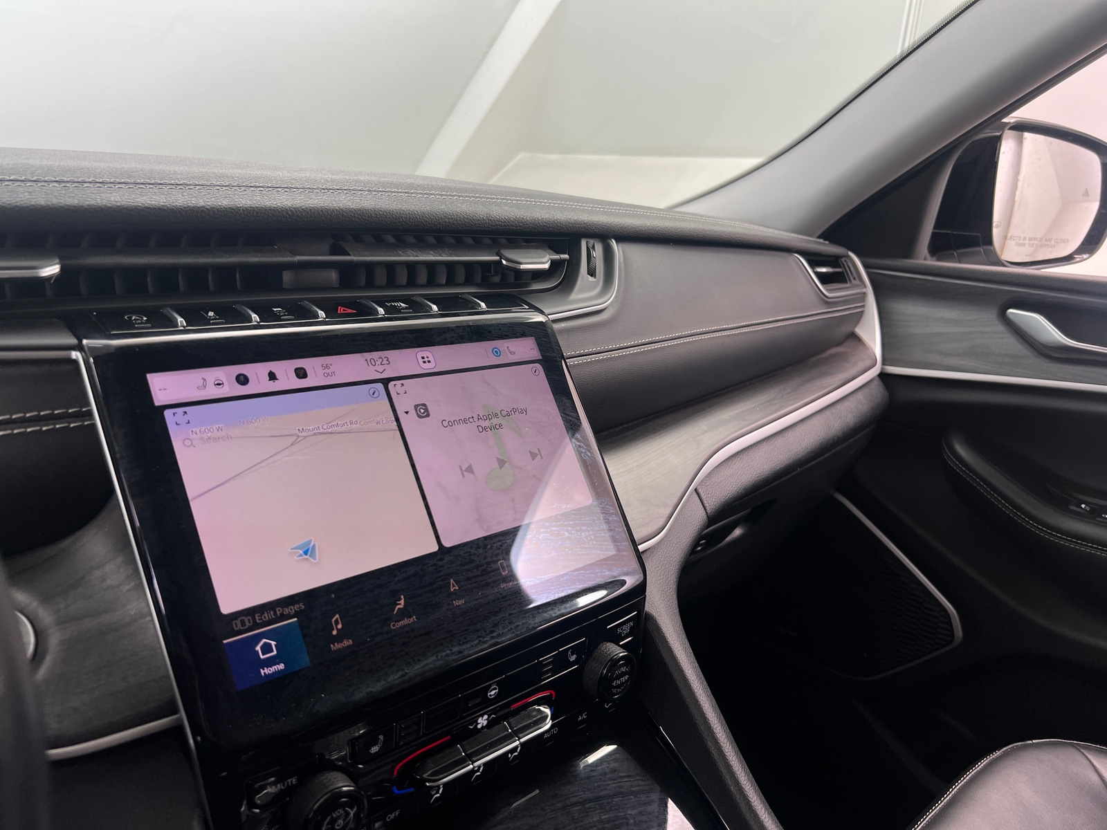 Thumbnail: 2022 Jeep Grand Cherokee L - 3