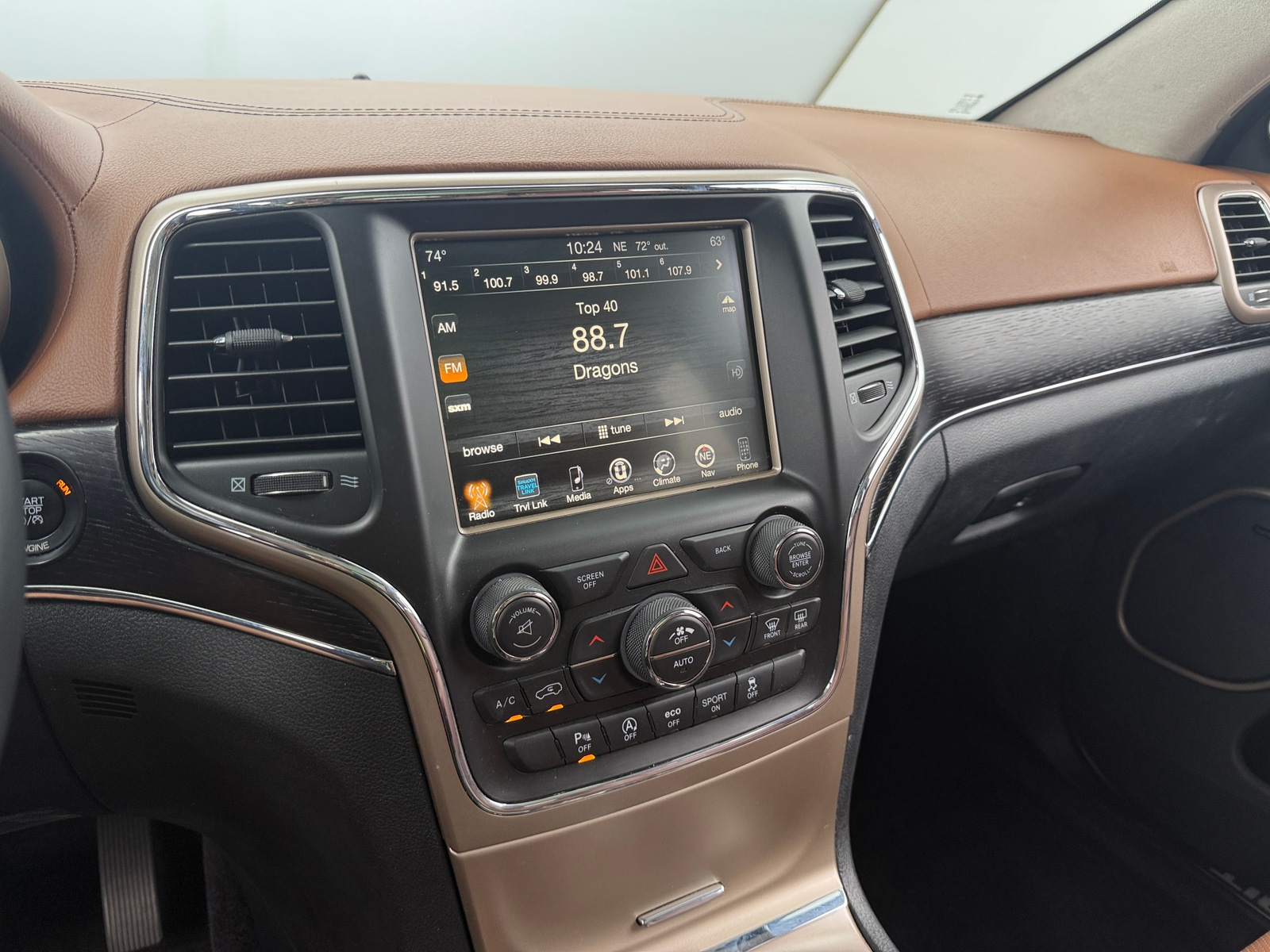 Thumbnail: 2016 Jeep Grand Cherokee - 3