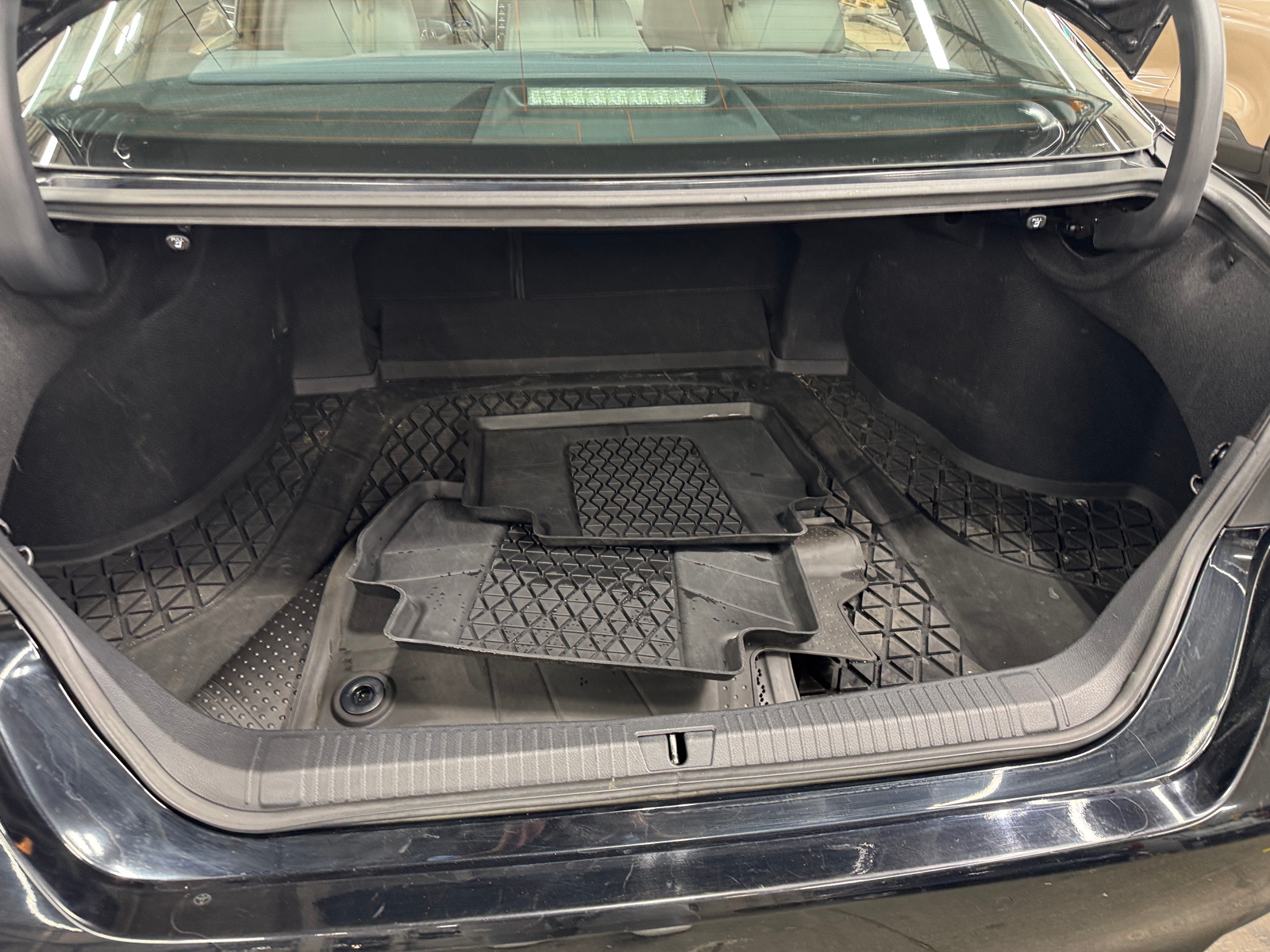 Thumbnail: 2019 Toyota Avalon - 6