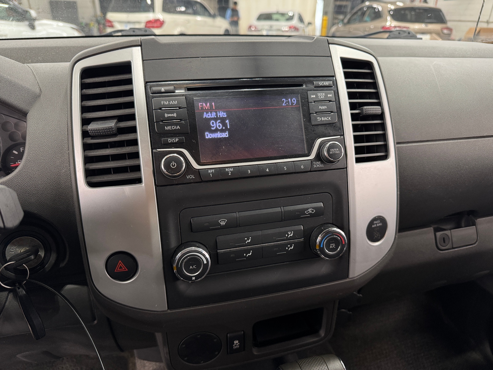 Thumbnail: 2016 Nissan Frontier - 4