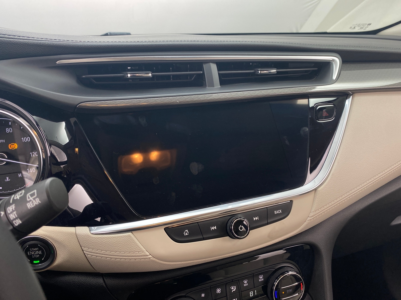 Thumbnail: 2020 Buick Encore GX - 3