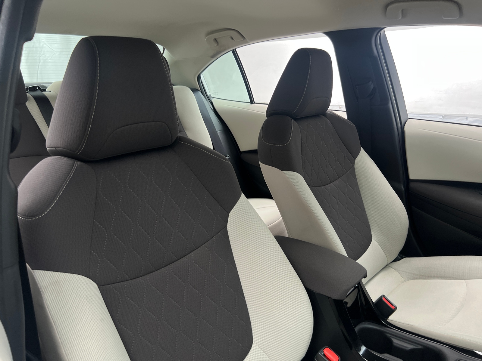 Thumbnail: 2021 Toyota Corolla - 2