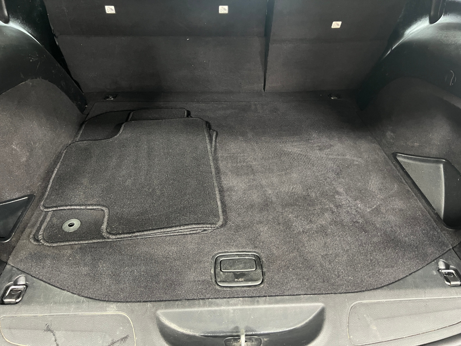 Thumbnail: 2020 Jeep Grand Cherokee - 6