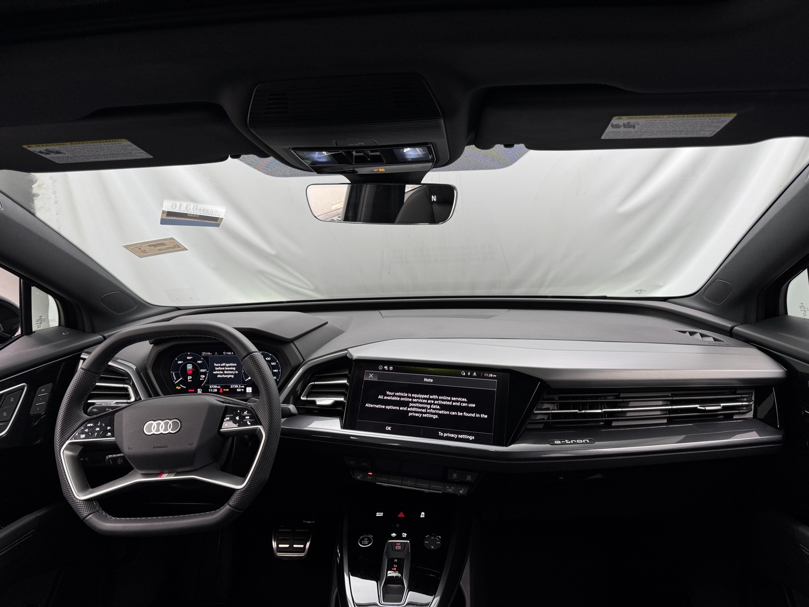 Thumbnail: 2025 Audi Q4 e-tron - 2